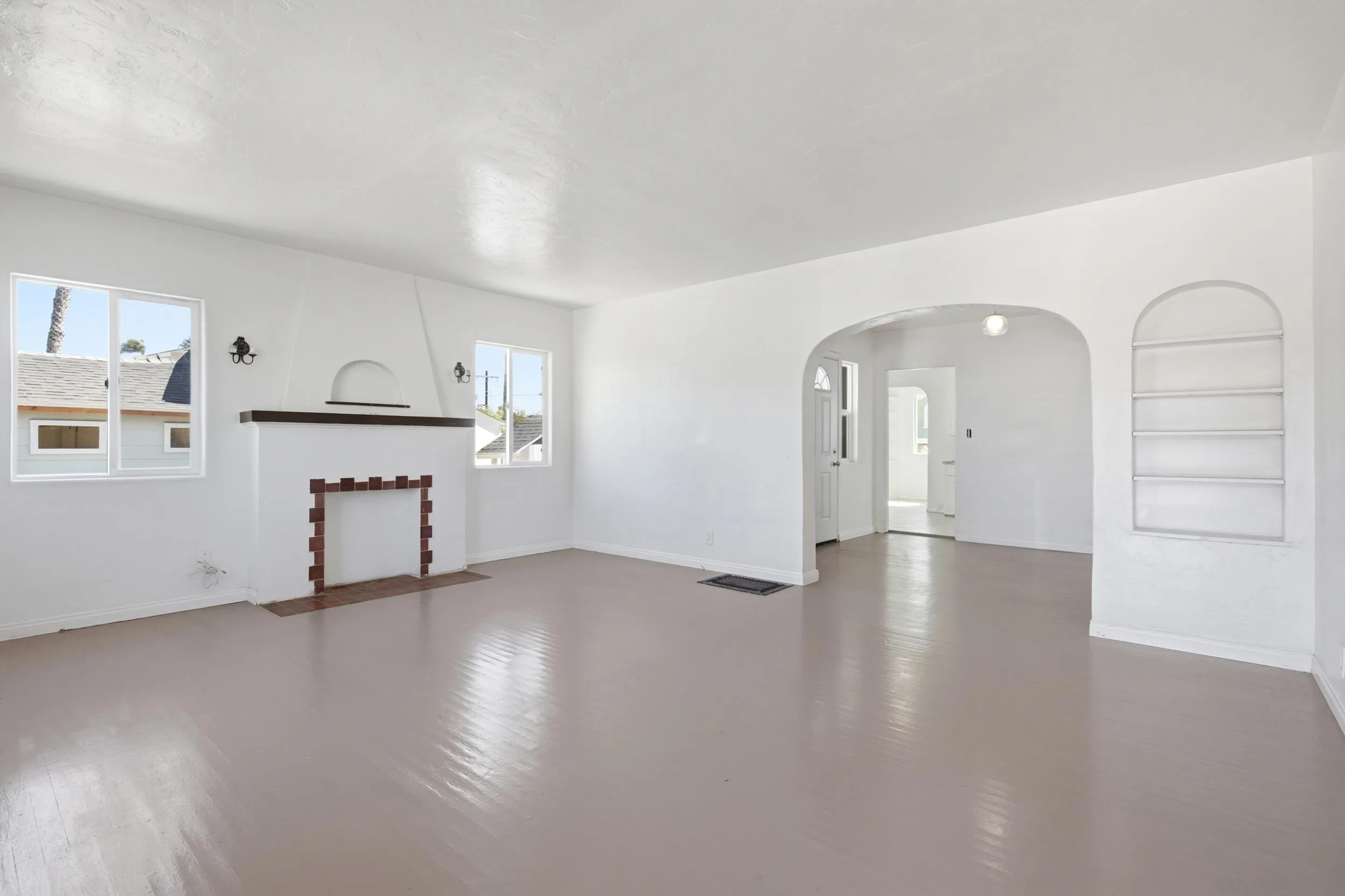 https://cdn.realtyfeed.com/cdn/127/260015845/ae0b22f00060032c4734182141127e05.webp