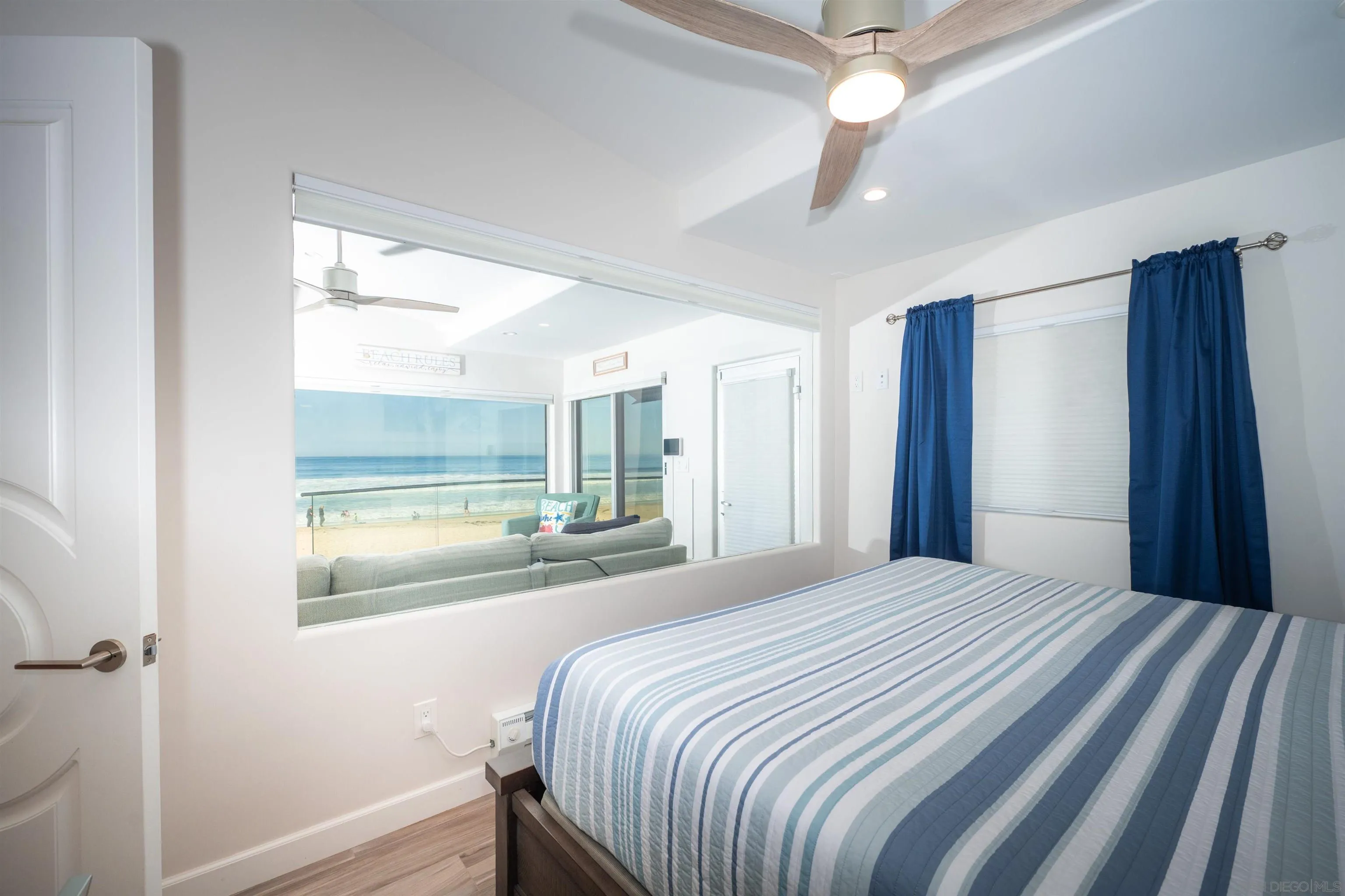 https://cdn.realtyfeed.com/cdn/127/260015846/6b907bcc2cac115e87852f28682b65d4.webp