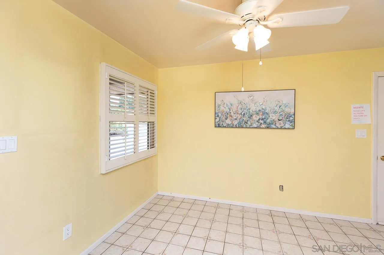 https://cdn.realtyfeed.com/cdn/127/260015847/7ebd2b92bff7e928c6680c0543b5a334.webp