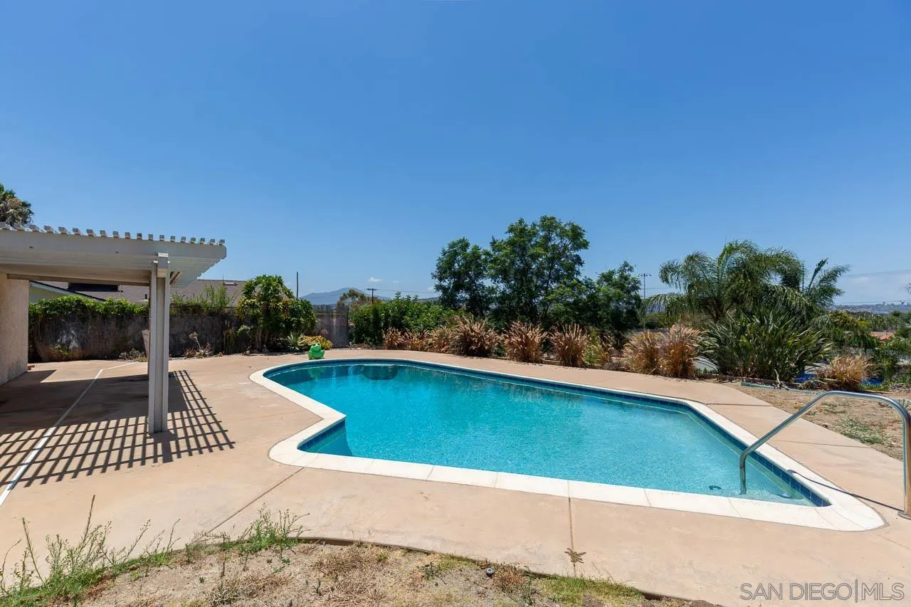 https://cdn.realtyfeed.com/cdn/127/260015847/fed0be61713730326cf0315590f897a3.webp