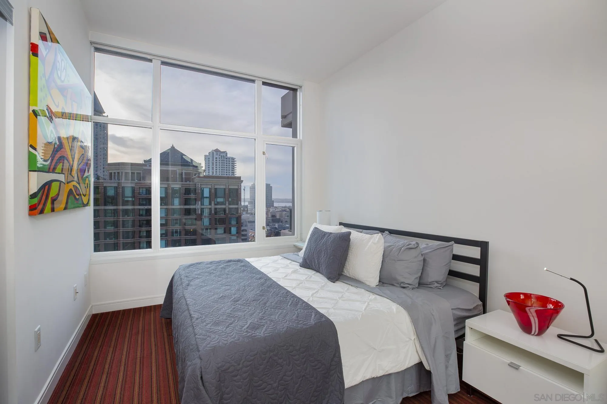 https://cdn.realtyfeed.com/cdn/127/260015855/217371ab0d29ddf959a5b2ee5dfc914f.webp