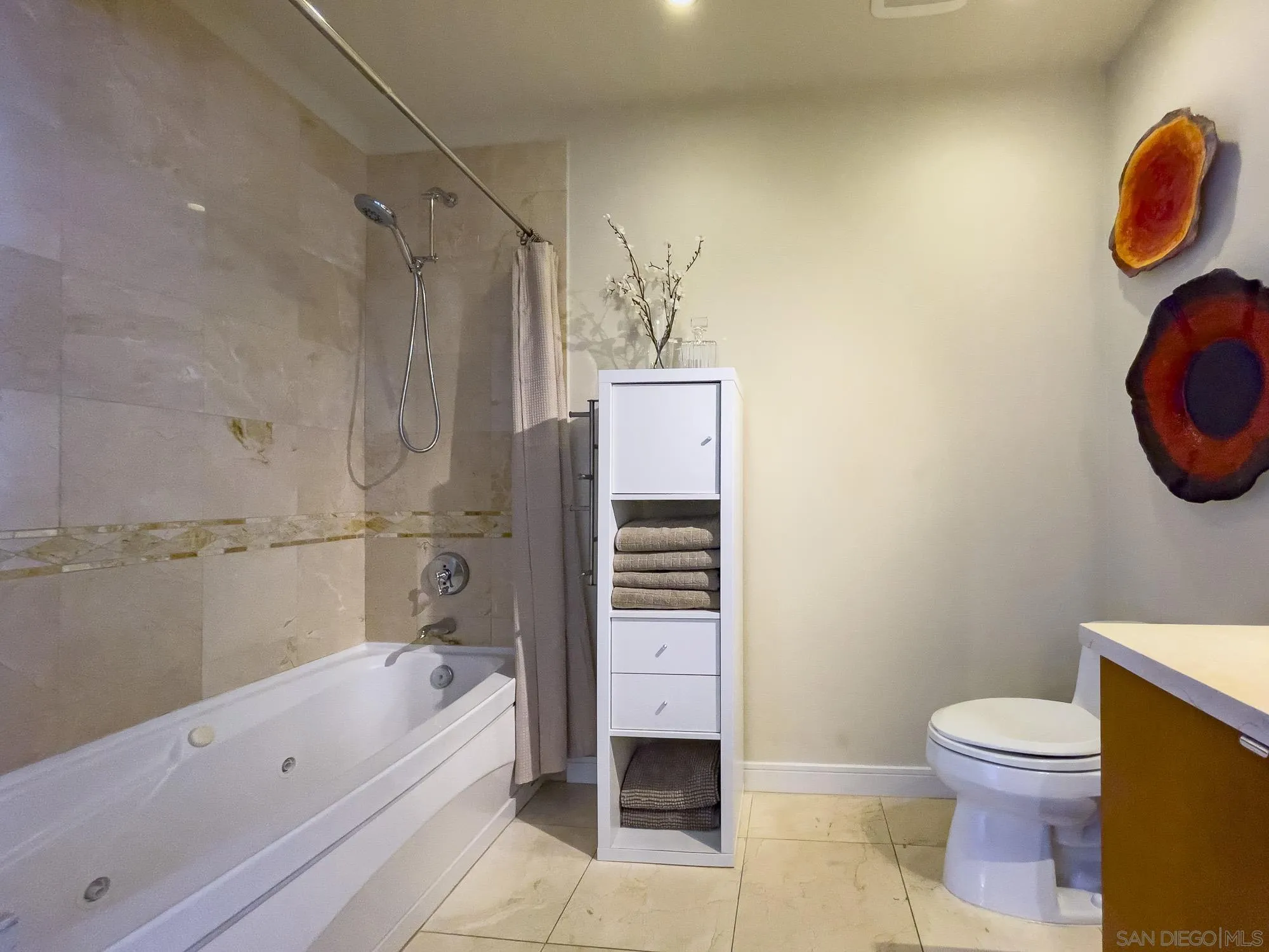 https://cdn.realtyfeed.com/cdn/127/260015855/90e54a2bba23ecb24c9413924c300012.webp