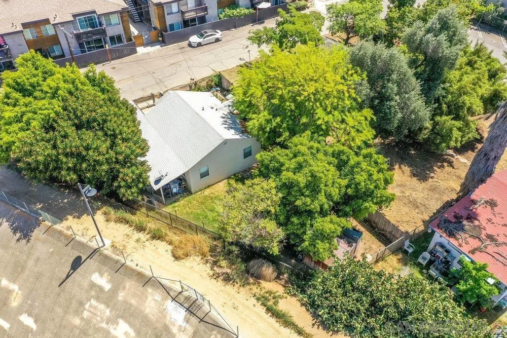 https://cdn.realtyfeed.com/cdn/127/260015856/4d9044219536614b2a375c2fb2e00ae9.webp