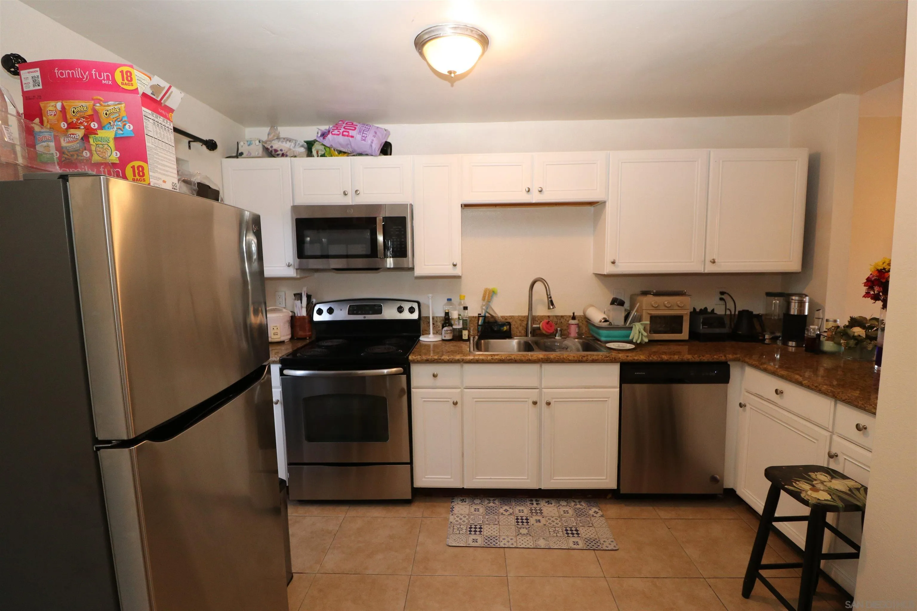 https://cdn.realtyfeed.com/cdn/127/260015857/56ba1c5c6c140b2a4da6b72fcb100e76.webp