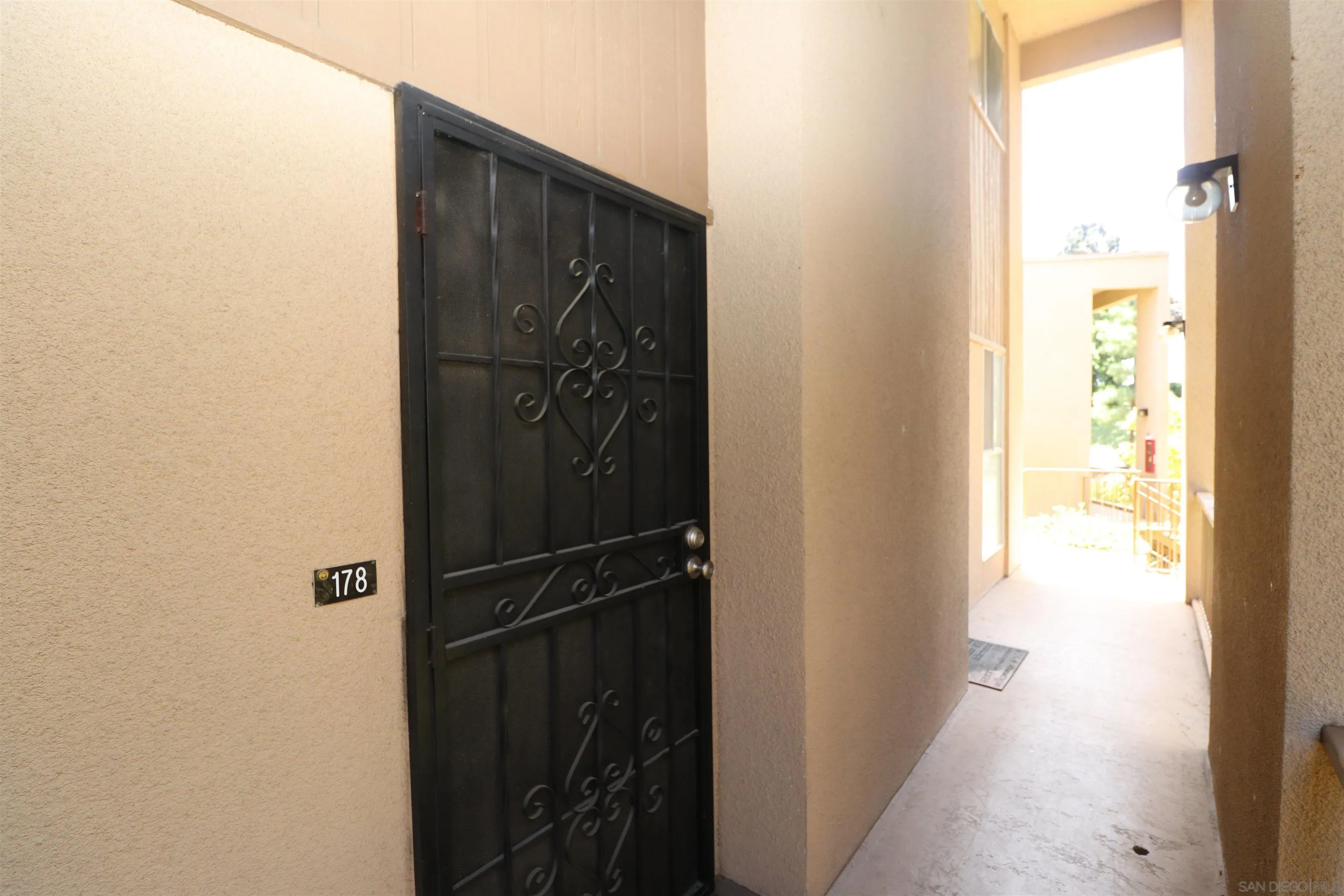 https://cdn.realtyfeed.com/cdn/127/260015857/71e6a016a2b06b4905d1a872814f8103.webp