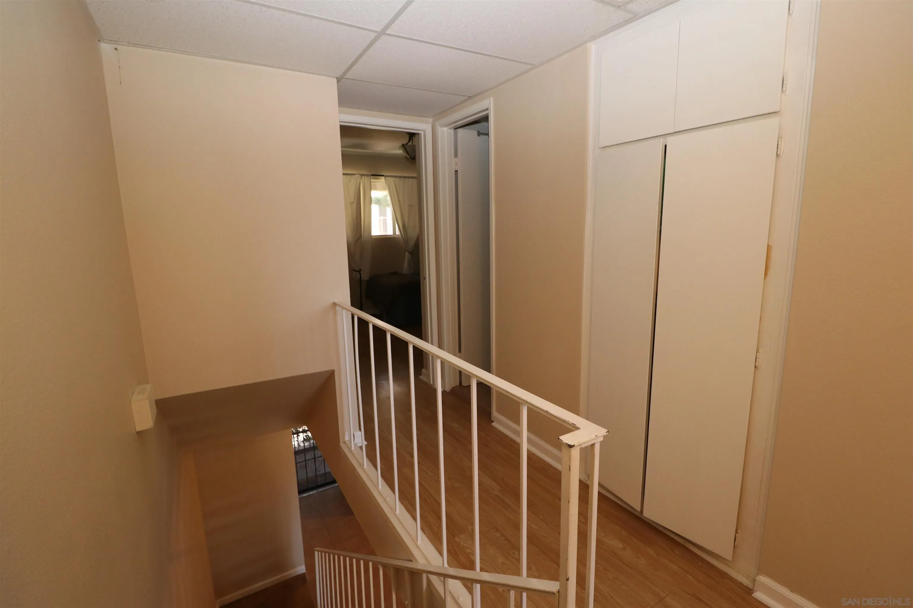 https://cdn.realtyfeed.com/cdn/127/260015857/c813fb55ed08e612ea72d1d61b3dd037.webp