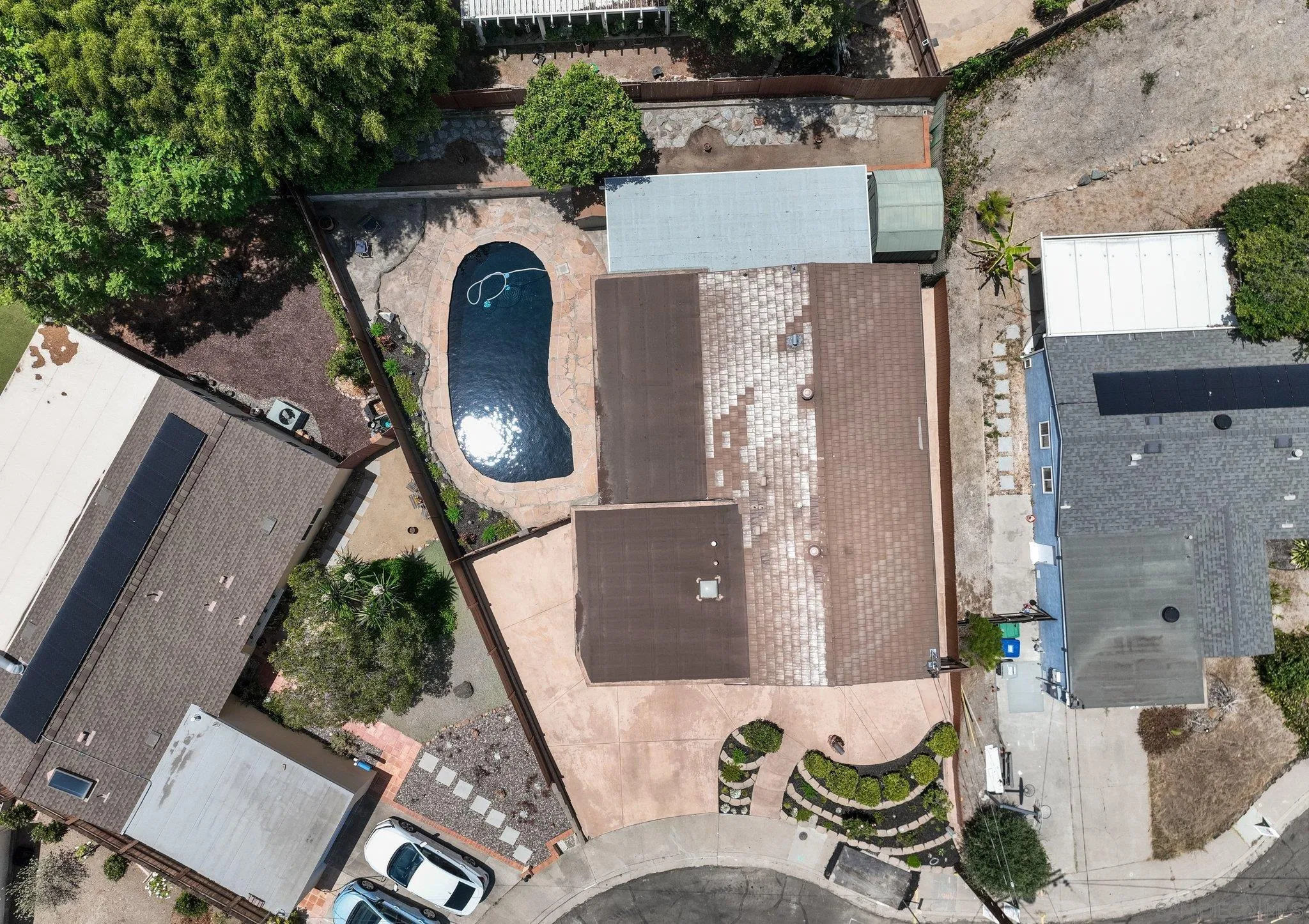 https://cdn.realtyfeed.com/cdn/127/260015860/747319aa121427c8210fe6e2c09332c6.webp