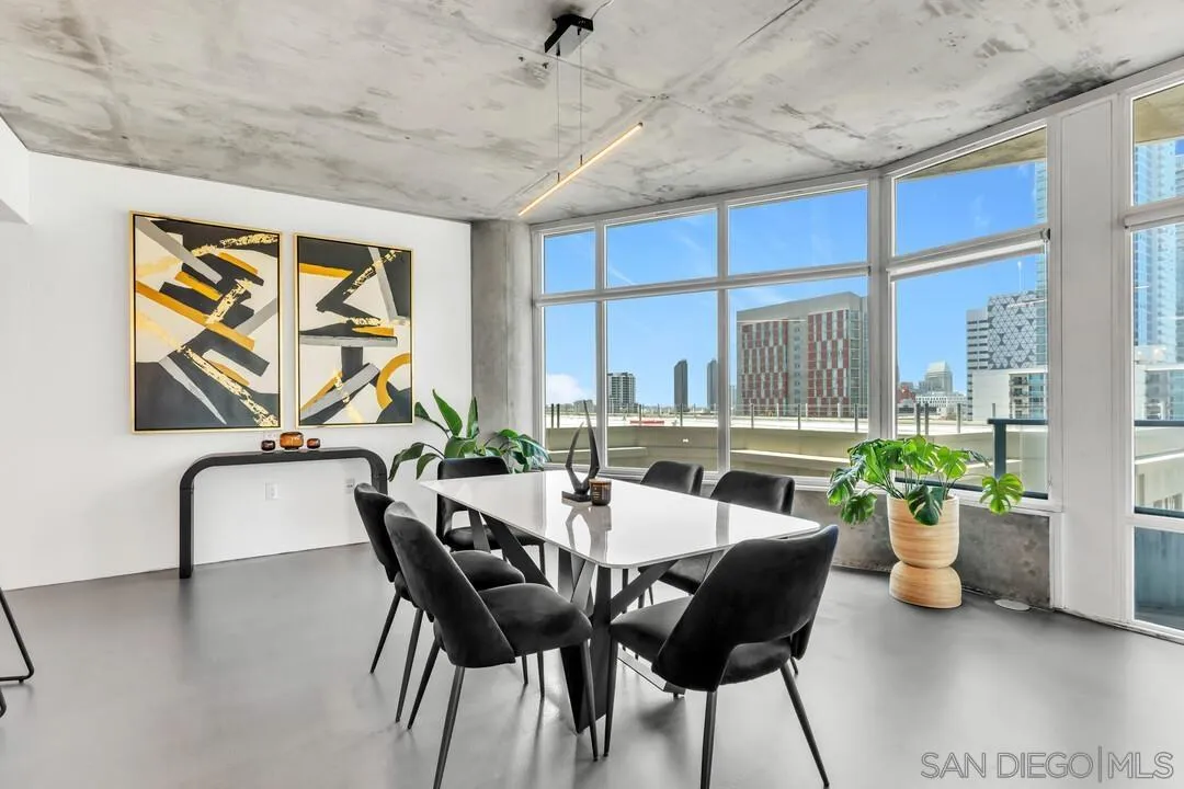 Photo #12: 260015861 Listing: Photo #12