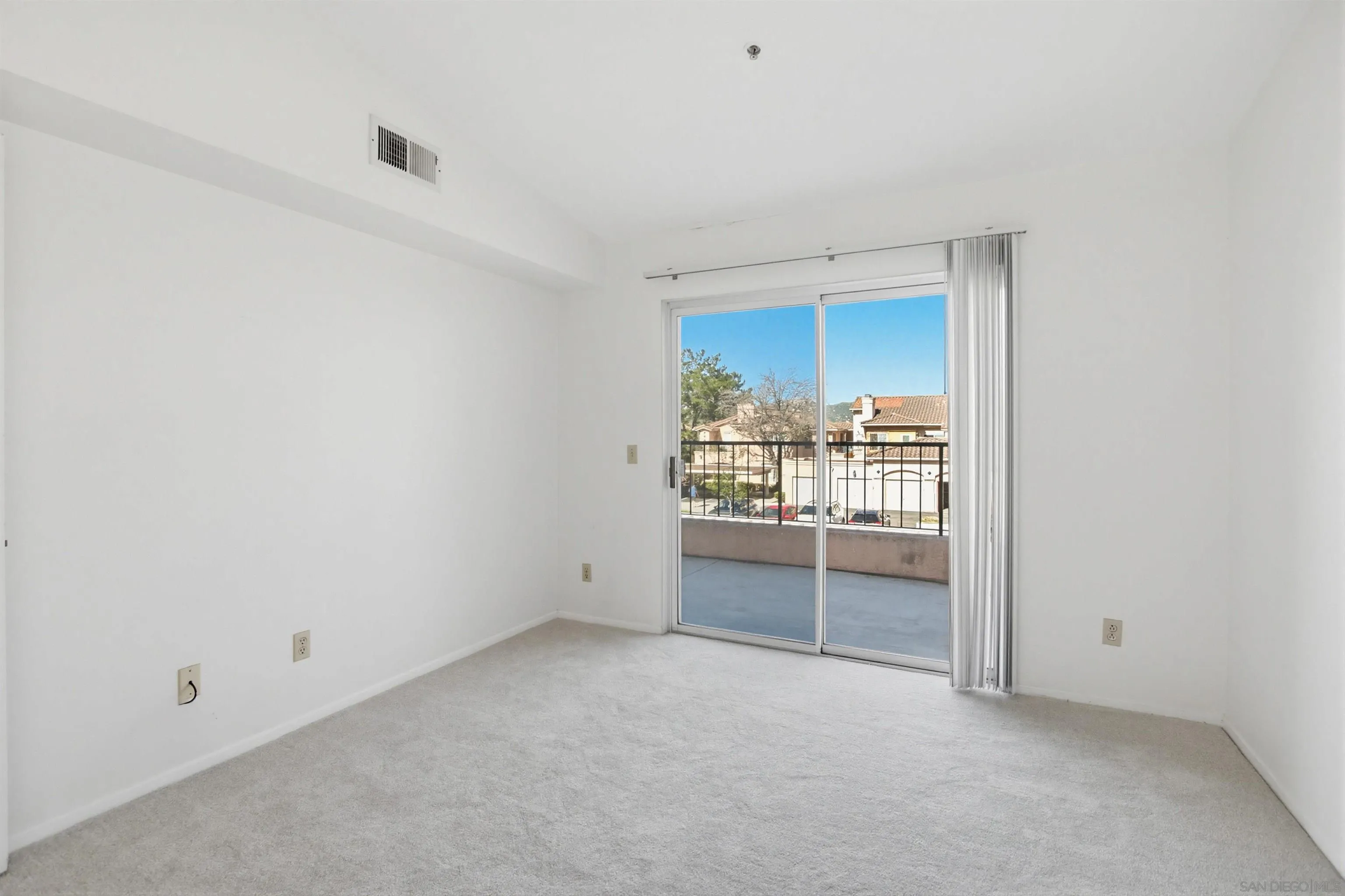 Photo #10: 260015862 Listing: Photo #10