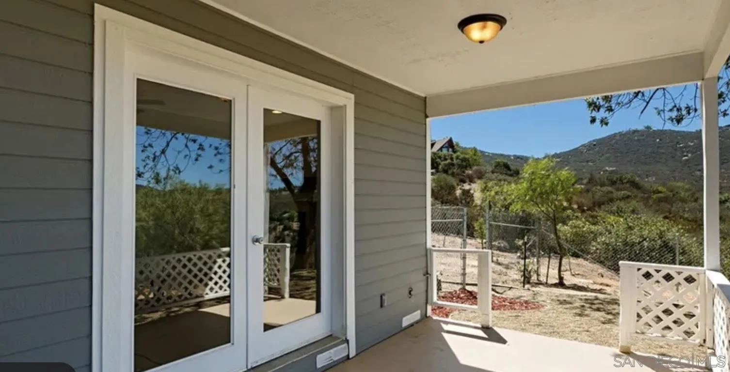 https://cdn.realtyfeed.com/cdn/127/260015867/ad7bffd4938331064a0db0dce3c758bc.webp