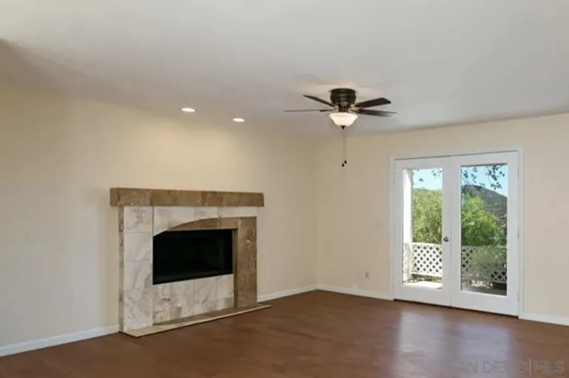 https://cdn.realtyfeed.com/cdn/127/260015867/d9c05ffd5e3eac2ce34d0fc13bee1423.webp