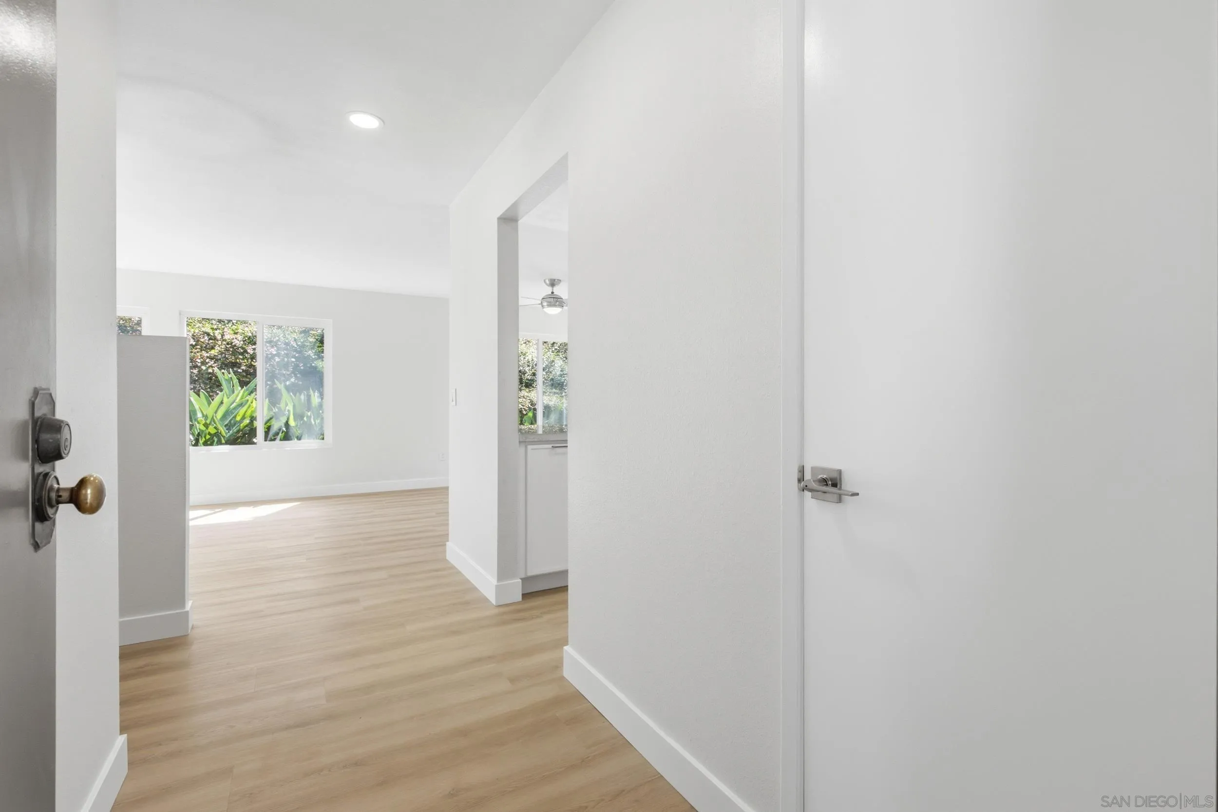 Photo #3: 260015869 Listing: Photo #3