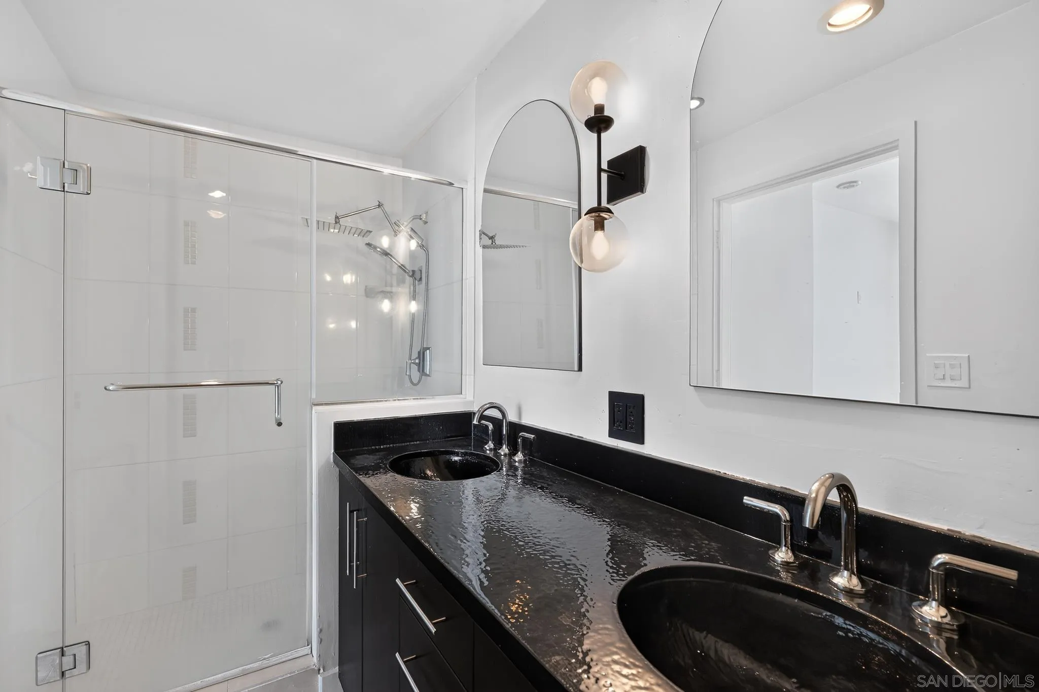 Photo #23: 260015870 Listing: Photo #23