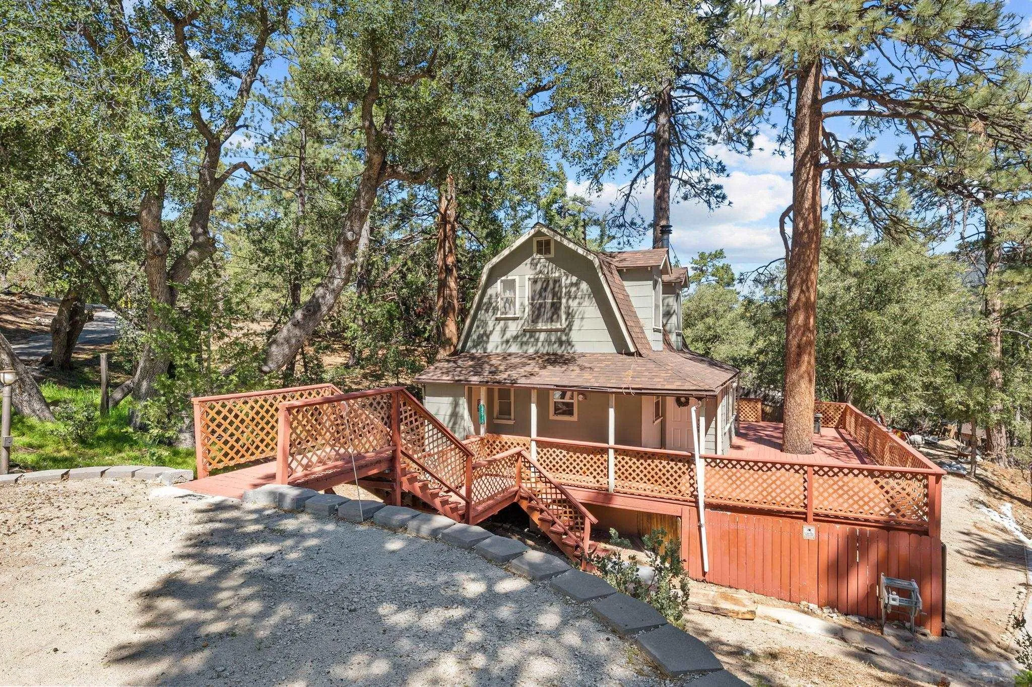 52910 Cedar Dr, IDYLLWILD, CA 92549 - Photo 5 of 40, Idyllwild, CA