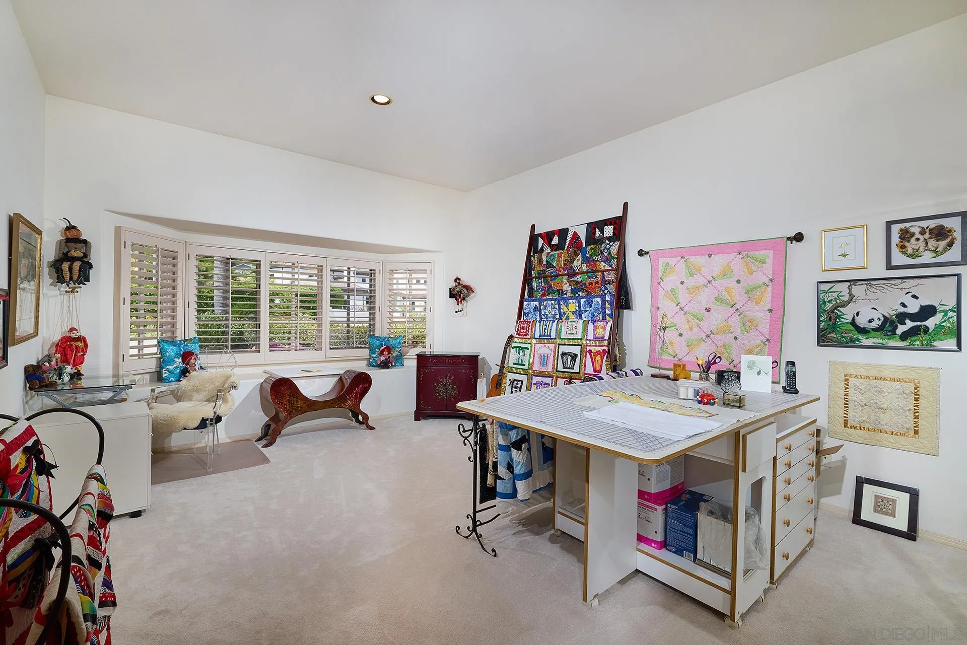 https://cdn.realtyfeed.com/cdn/127/260015874/f8d74d3801250c032378bc0393d30352.webp