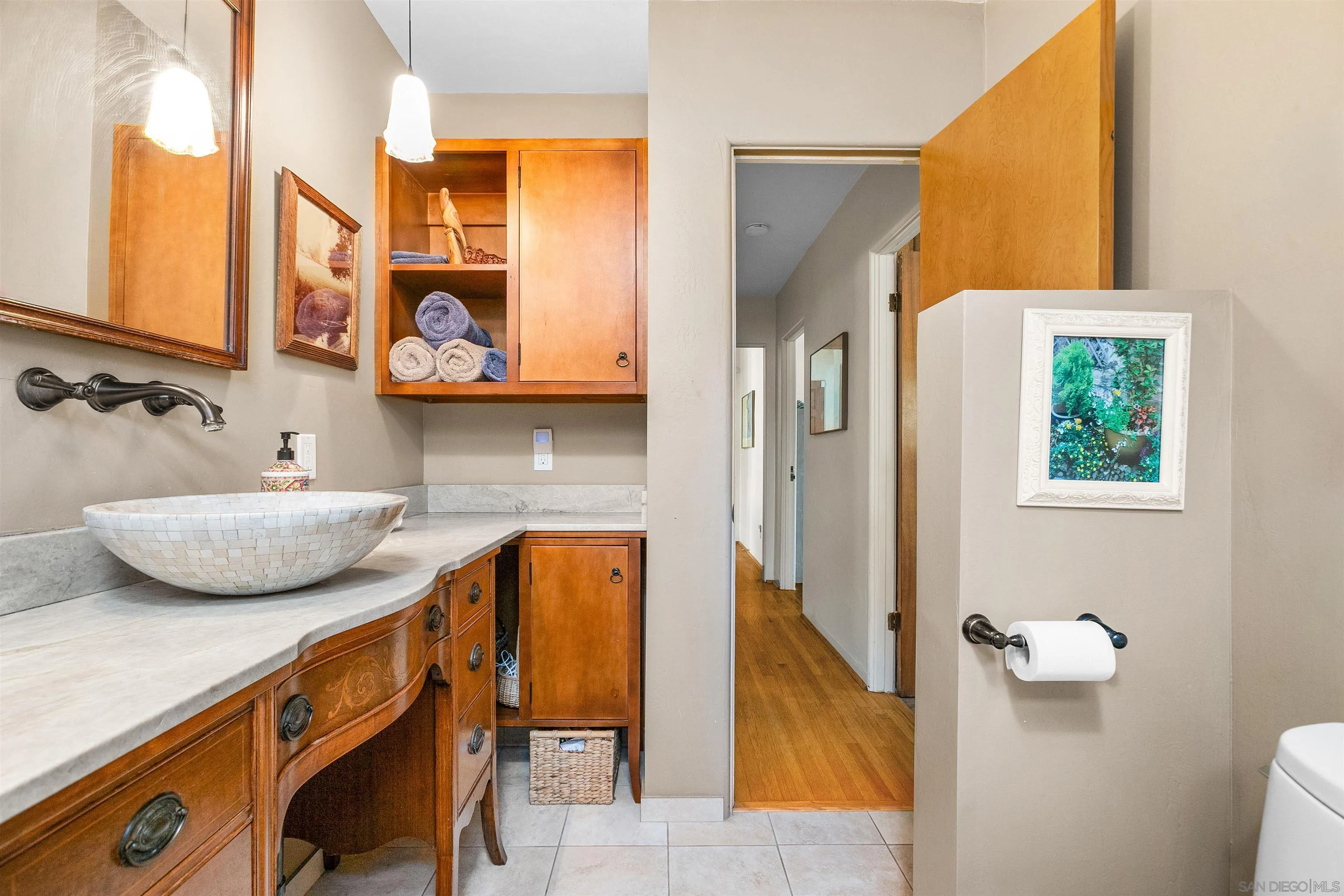 https://cdn.realtyfeed.com/cdn/127/260015877/4efd9c4974e3105f28853398cc363443.webp