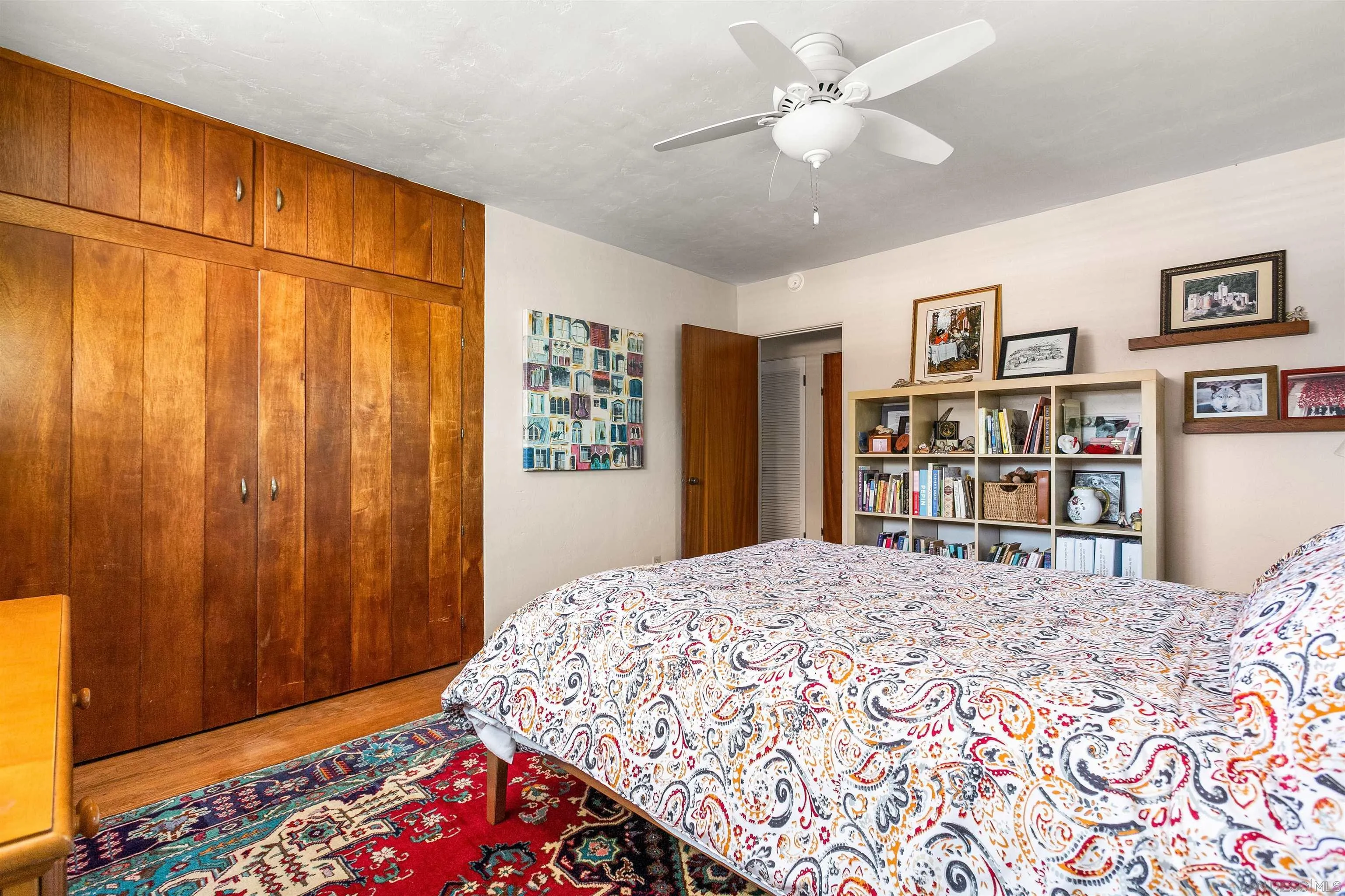 https://cdn.realtyfeed.com/cdn/127/260015877/88b6ea014a97dbf97a0f55e05303ea18.webp