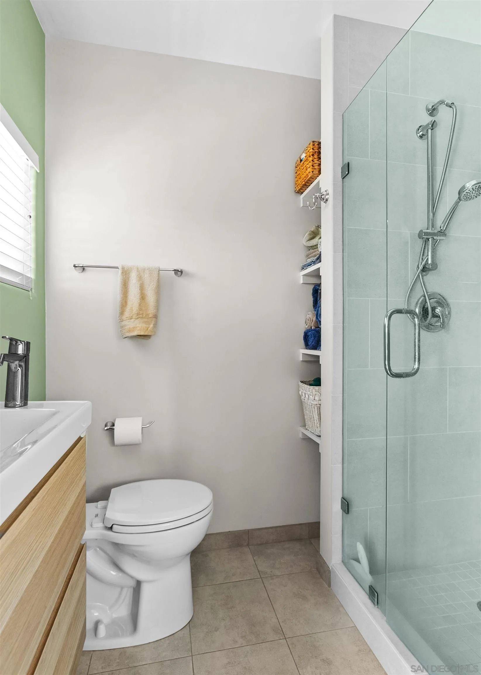 https://cdn.realtyfeed.com/cdn/127/260015877/a87f53702ec86f76996ec5e37beb542e.webp