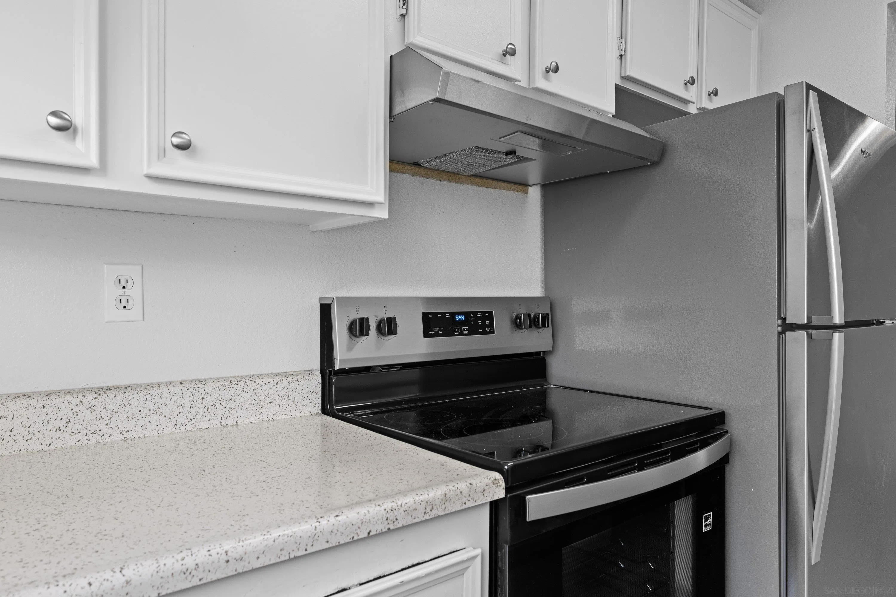 Photo #9: 260015882 Listing: Photo #9