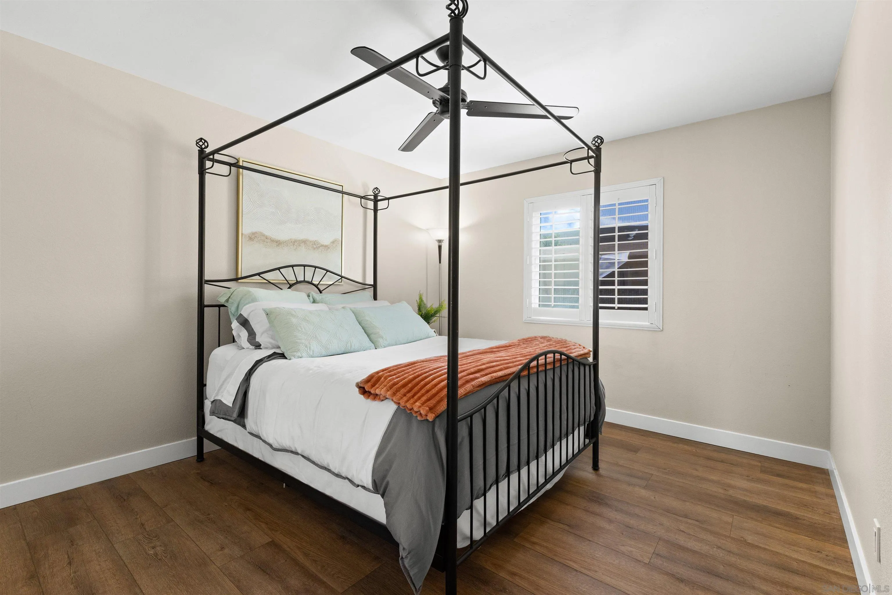 https://cdn.realtyfeed.com/cdn/127/260015885/3d95ddb712324a1983d70e50761cf0dd.webp