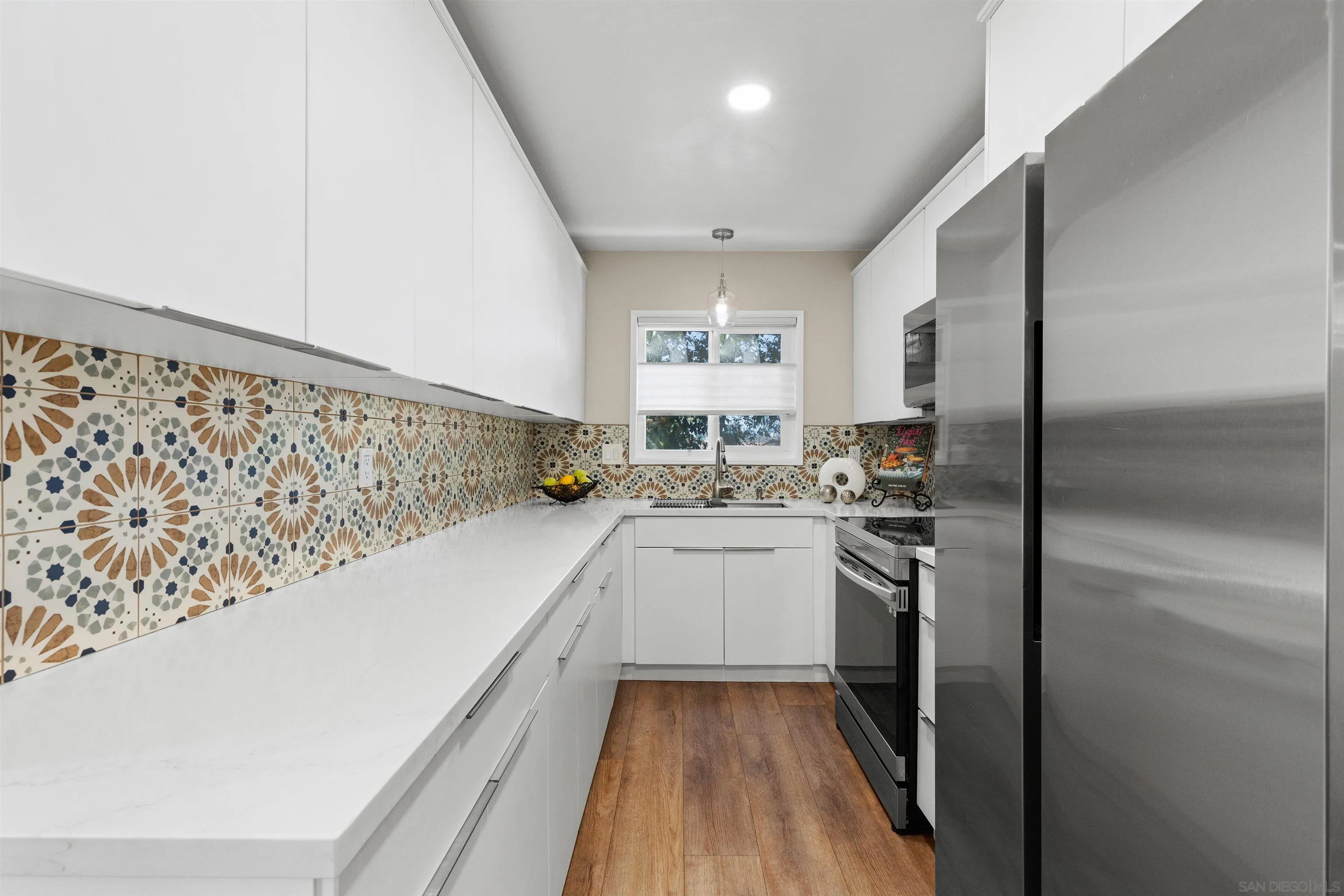 https://cdn.realtyfeed.com/cdn/127/260015885/4f20509a182fa2314f79b5ad9811e4dd.webp