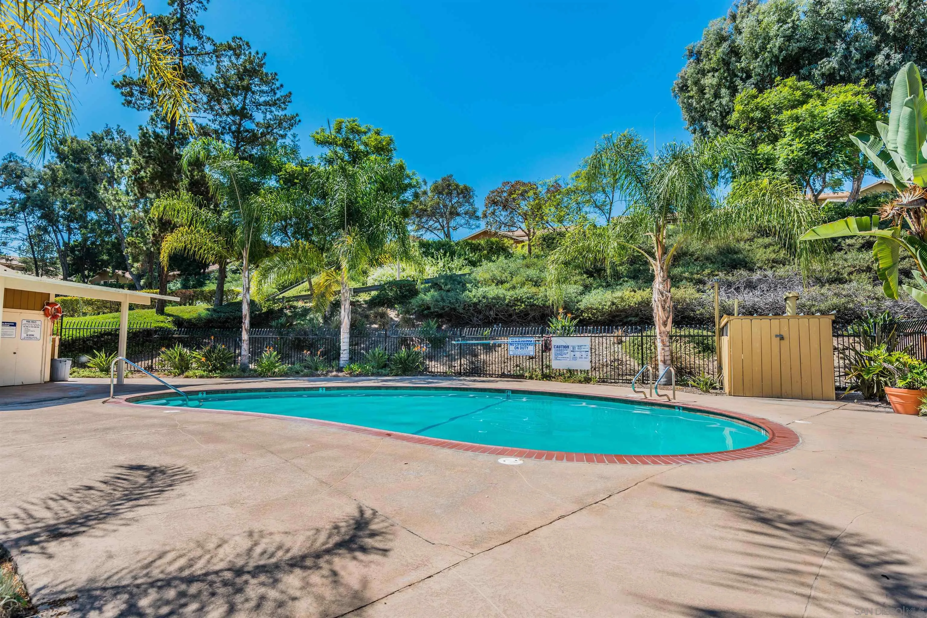 https://cdn.realtyfeed.com/cdn/127/260015885/735cb14ab1f85110528c490f79fd0571.webp