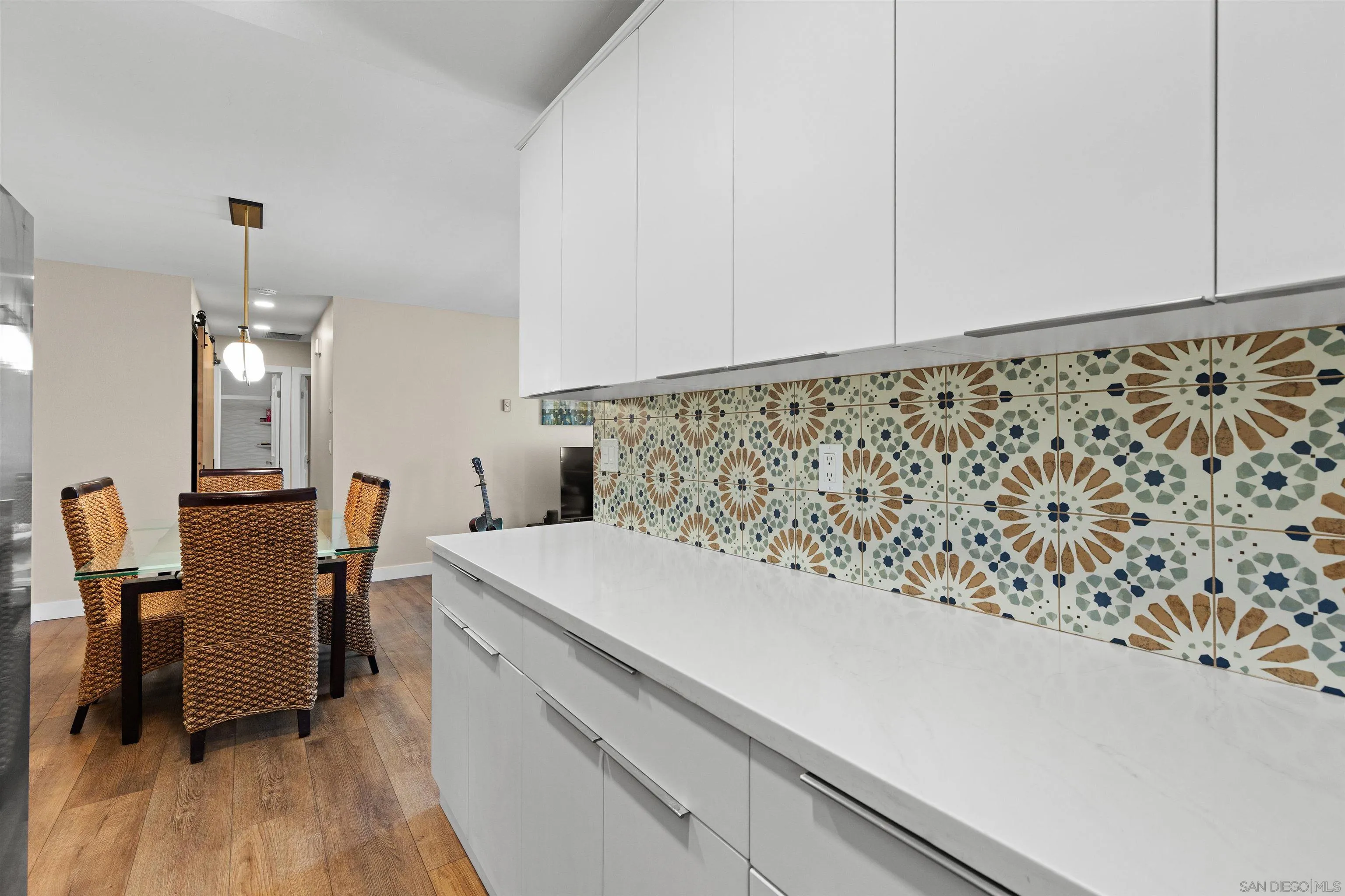 https://cdn.realtyfeed.com/cdn/127/260015885/f445524efdd3aec05ddcb4801b4c6b49.webp