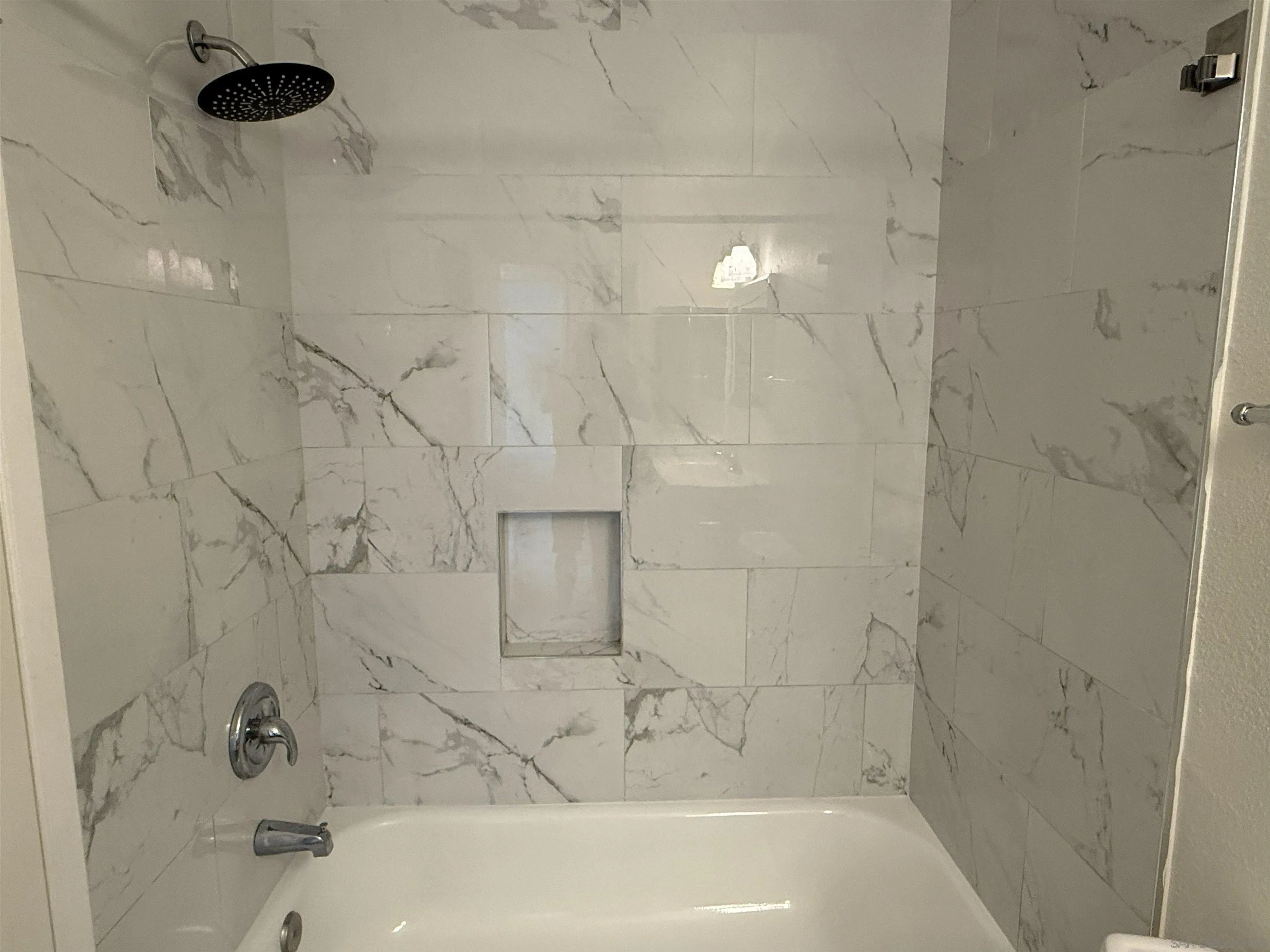 https://cdn.realtyfeed.com/cdn/127/260015893/23d036e3ef6c8ca0c261e2e157bad27d.webp