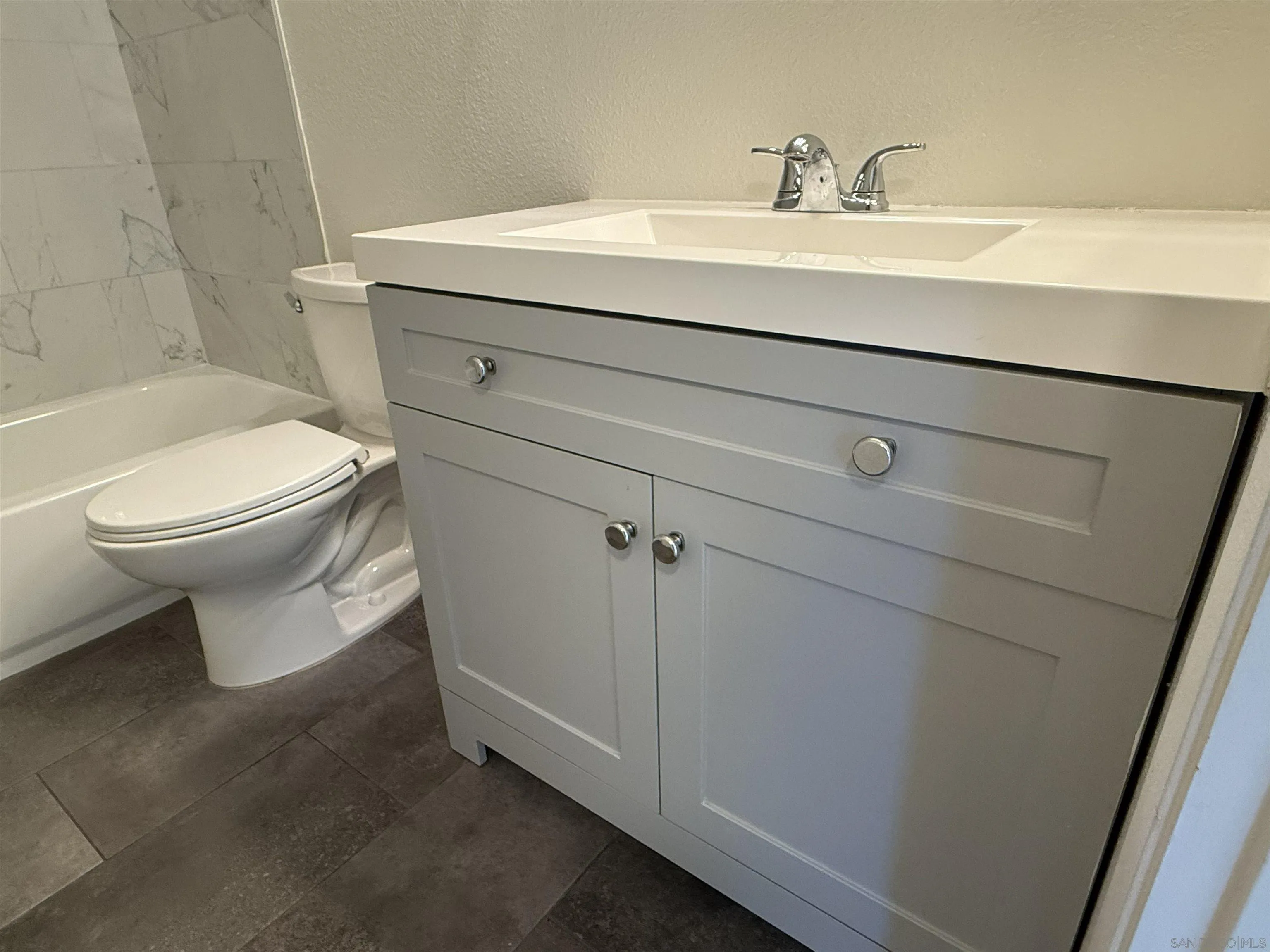 https://cdn.realtyfeed.com/cdn/127/260015893/598a2398463d5534eb8c554c7d743b9c.webp