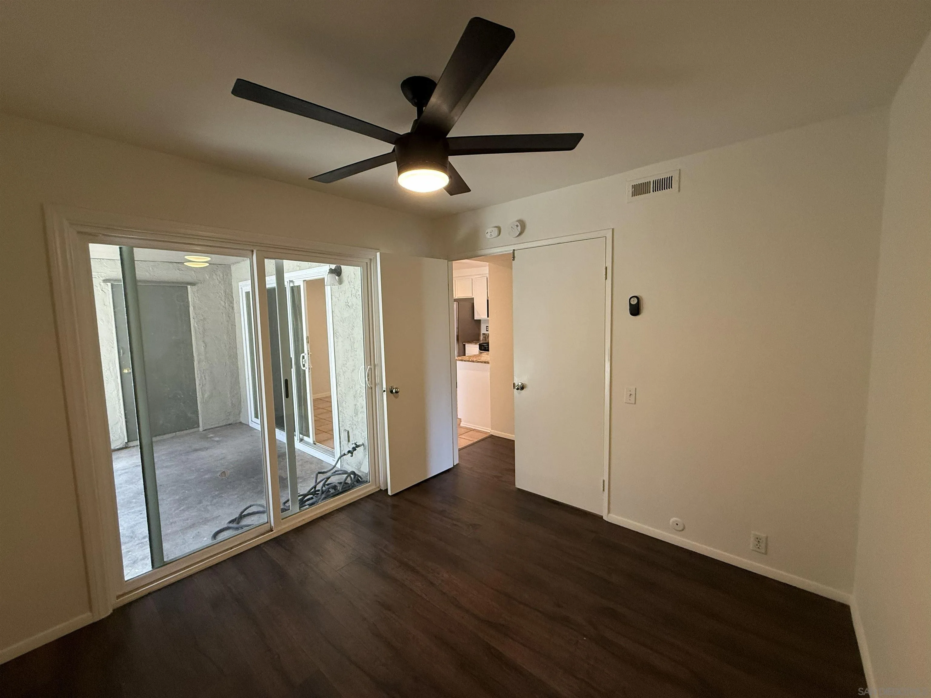https://cdn.realtyfeed.com/cdn/127/260015893/bfae0c5b9f61a7078f04c6e81e4d2e93.webp