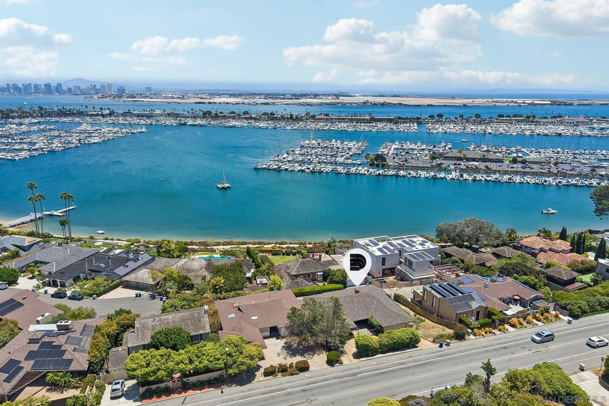 https://cdn.realtyfeed.com/cdn/127/260015895/631a3d3783c0cc69cdddecedaa09f90a.webp