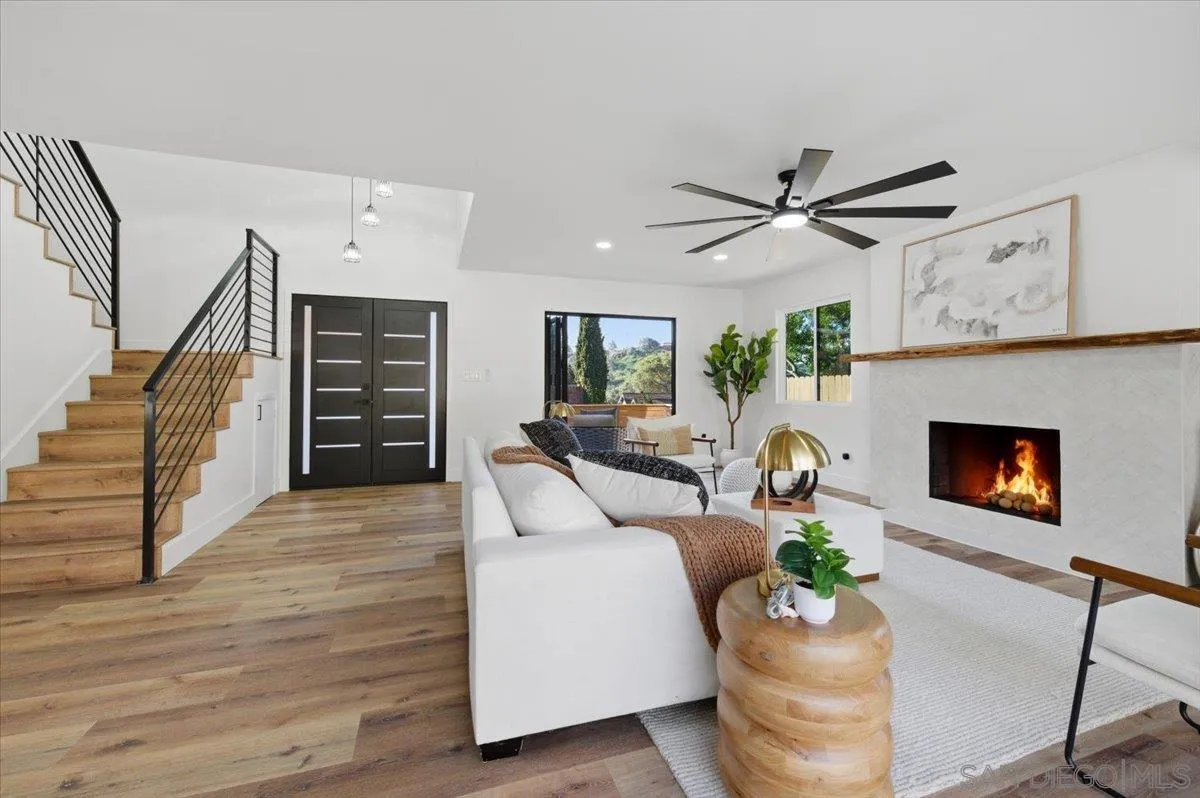 3590 Syracuse Ave., San Diego, CA 92122 - Photo 4 of 21, San Diego, CA