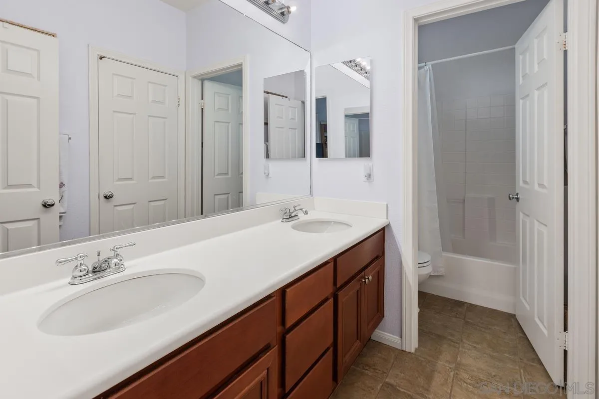 Photo #9: 2600159 Listing: Photo #9