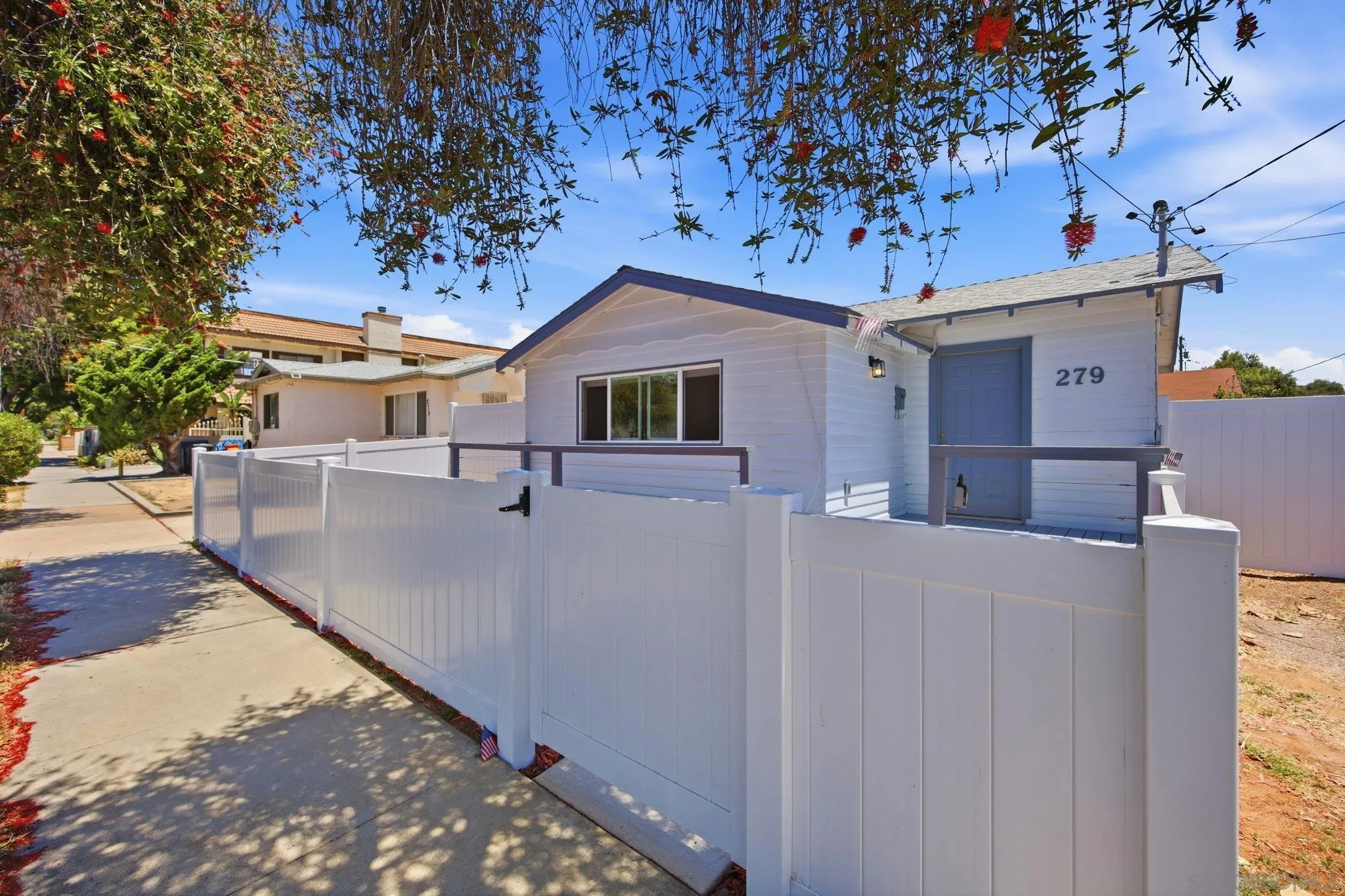 https://cdn.realtyfeed.com/cdn/127/260015901/71be392306a19dffa8bc4e3ba8e39c81.webp