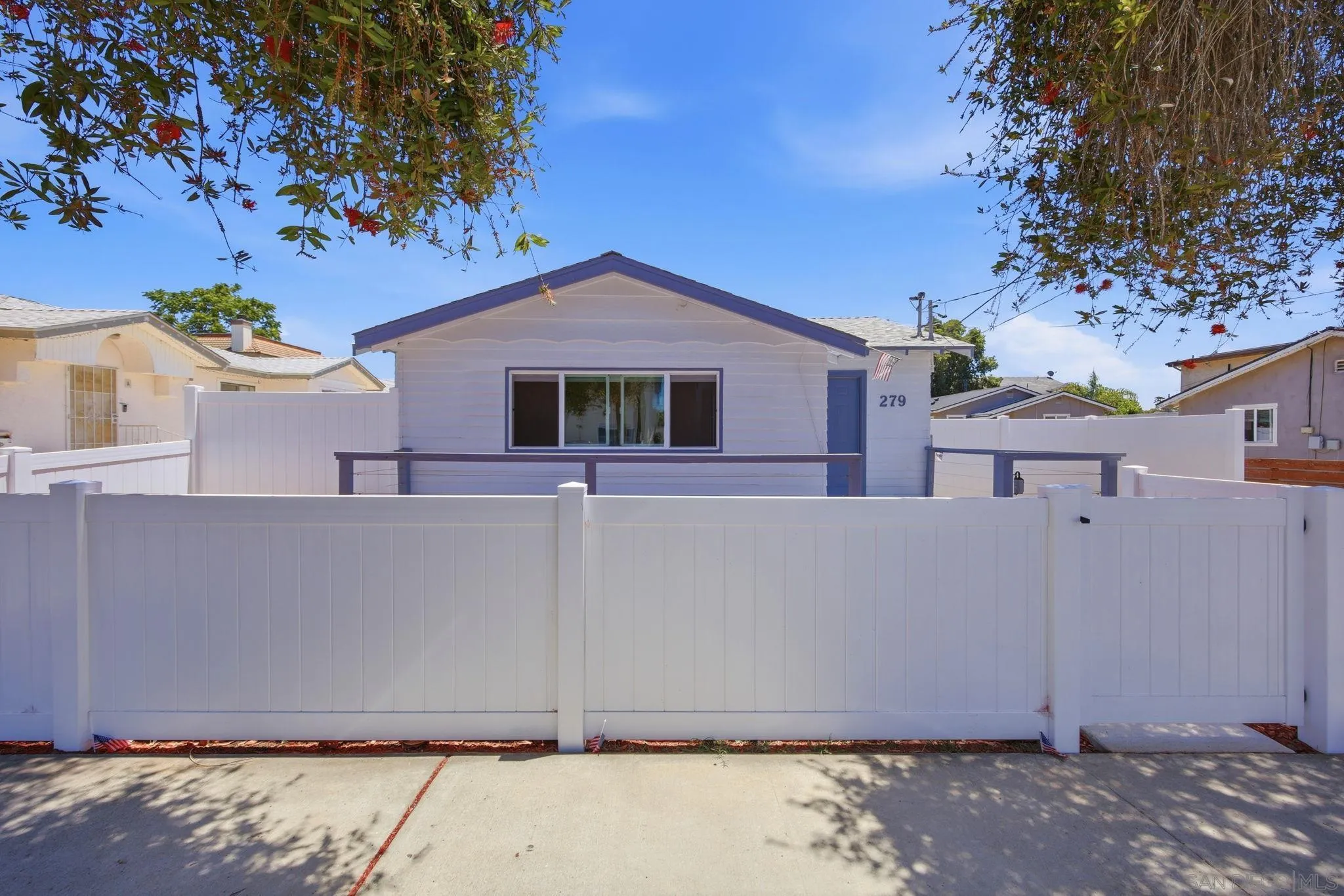 https://cdn.realtyfeed.com/cdn/127/260015901/8d12cda3b53fa8feeb51d2817fcb5f8f.webp