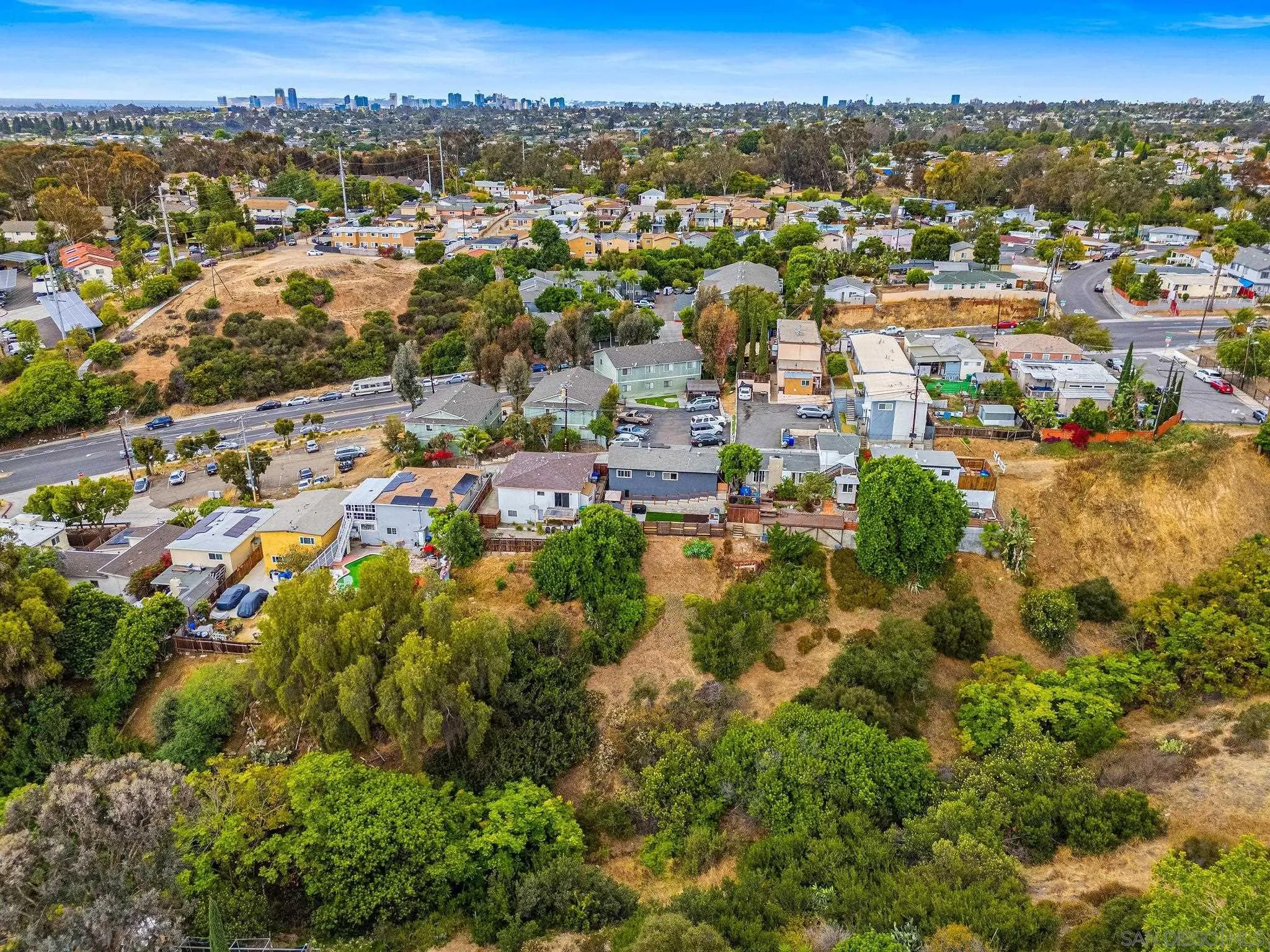 https://cdn.realtyfeed.com/cdn/127/260015904/518b773995aa55781cb8e3f4cf63a12c.webp