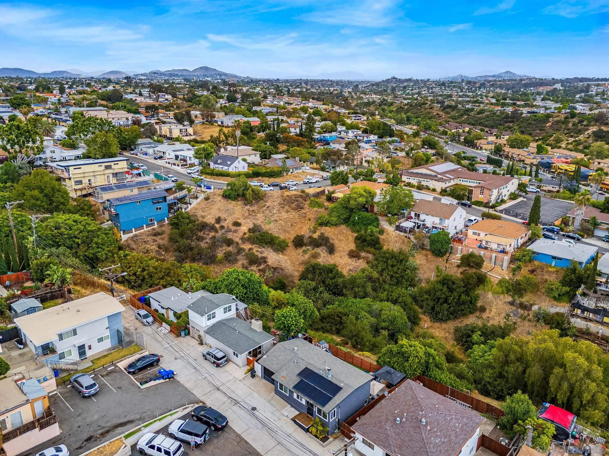 https://cdn.realtyfeed.com/cdn/127/260015904/890b566dd8d07b2bed12485d76c7b8bc.webp