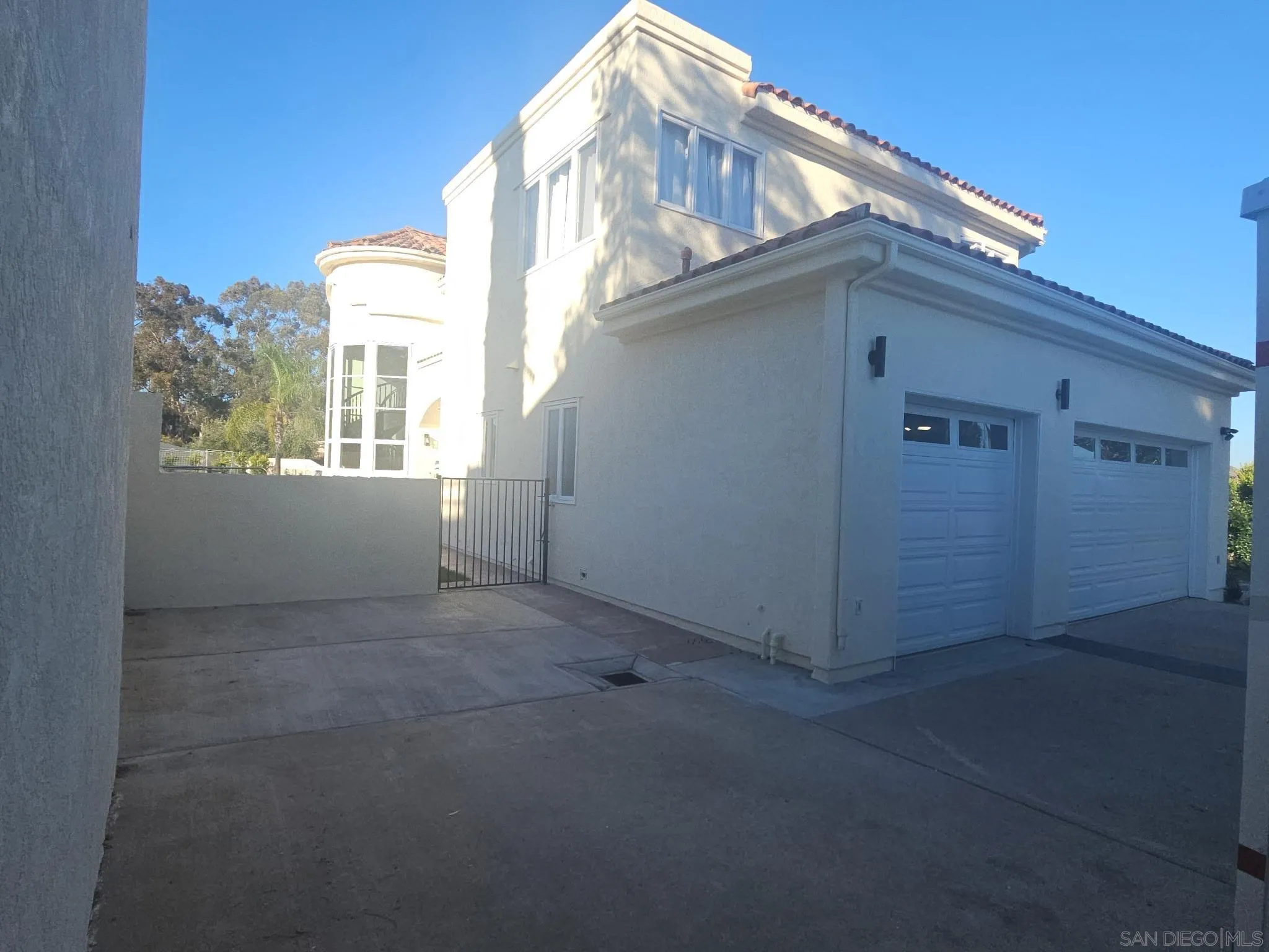 https://cdn.realtyfeed.com/cdn/127/260015905/00deba7549a431560bfd2399f3a868d4.webp
