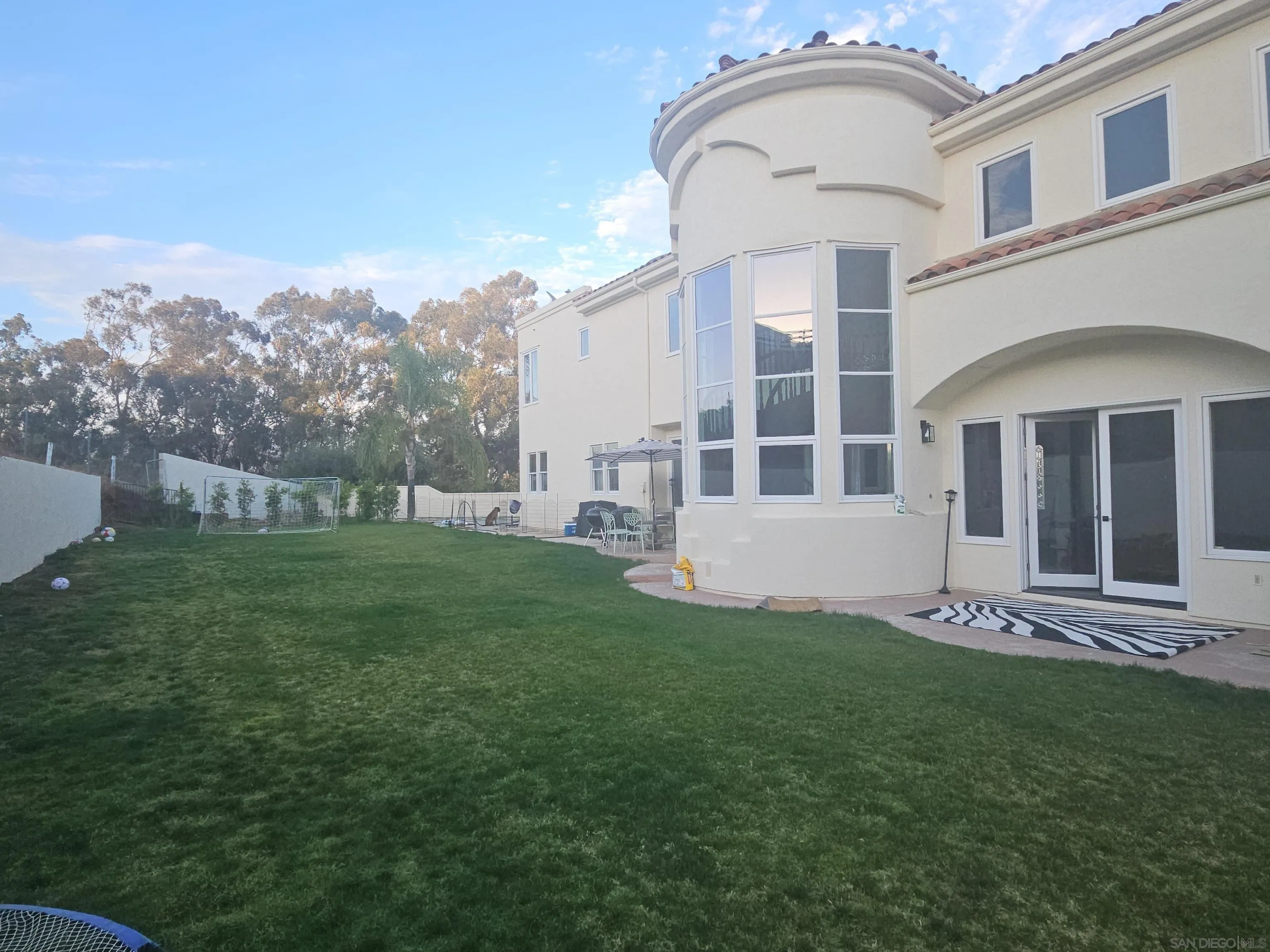 https://cdn.realtyfeed.com/cdn/127/260015905/4a3b10d91a64ff012cad61c792ec8f38.webp