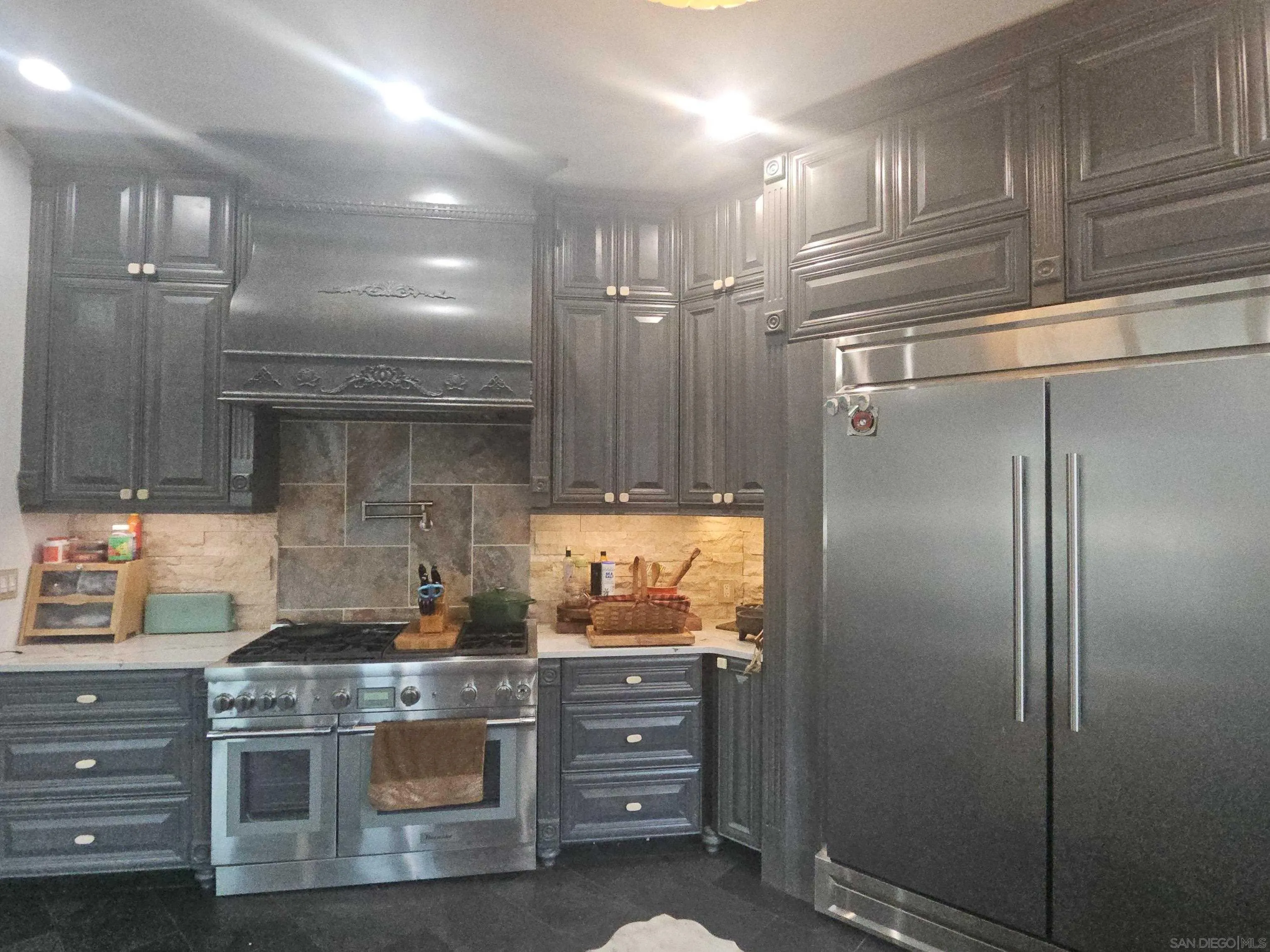 https://cdn.realtyfeed.com/cdn/127/260015905/de6950b3bbd8982db55084d26e67bd43.webp
