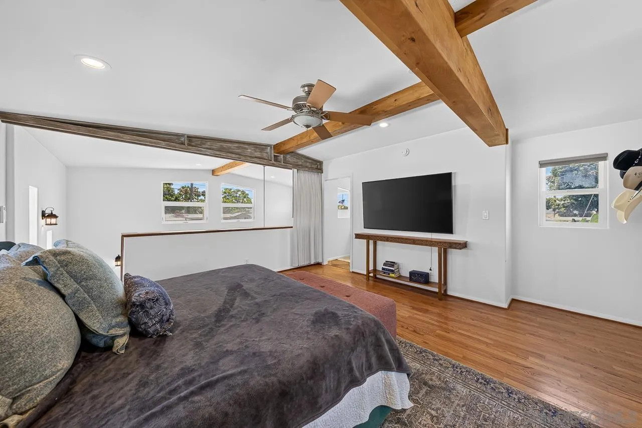 https://cdn.realtyfeed.com/cdn/127/260015909/31c07811ffa791e65c115c1332726ddd.webp