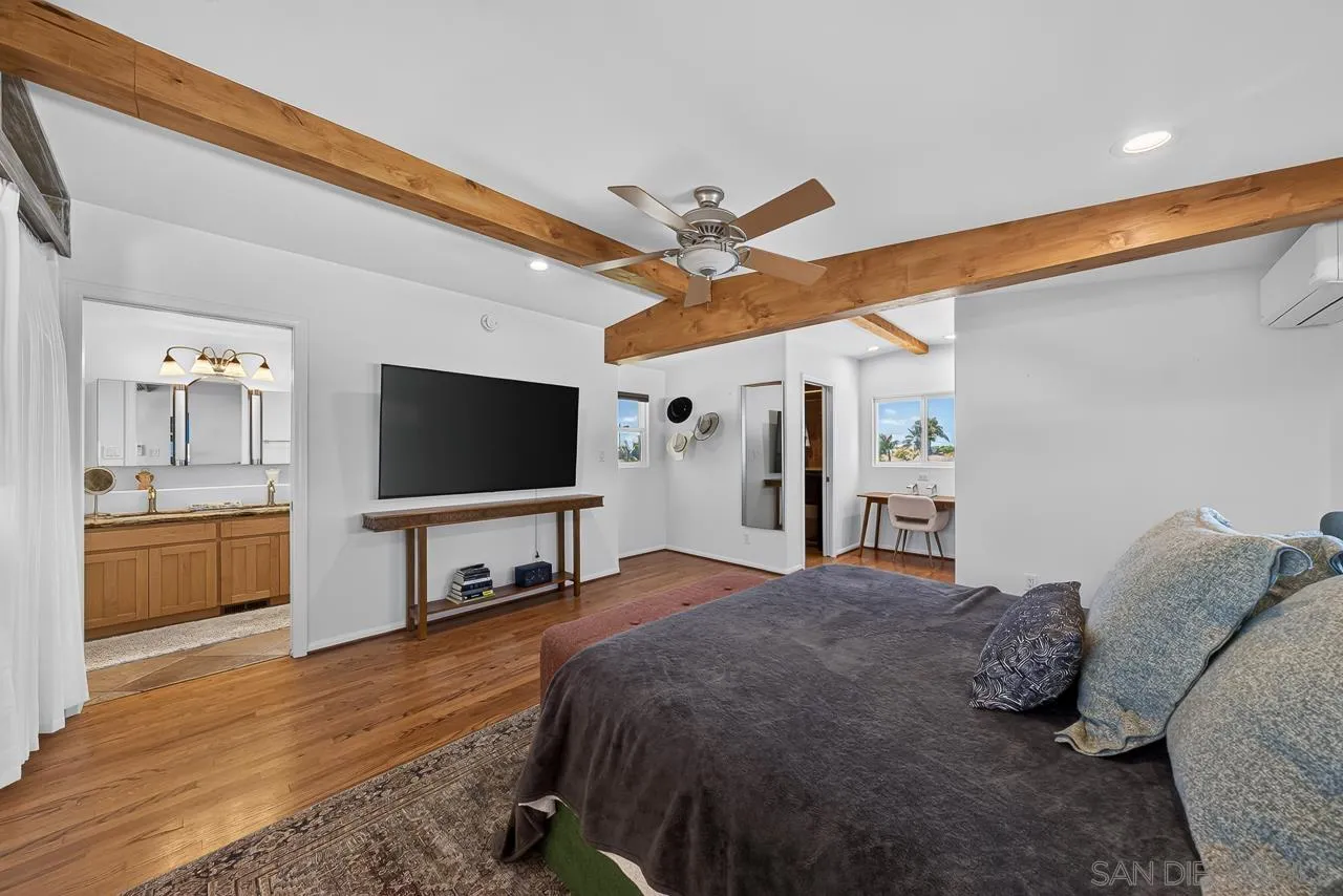 https://cdn.realtyfeed.com/cdn/127/260015909/a5bd9556d94b42138c3e0b7086439dc0.webp