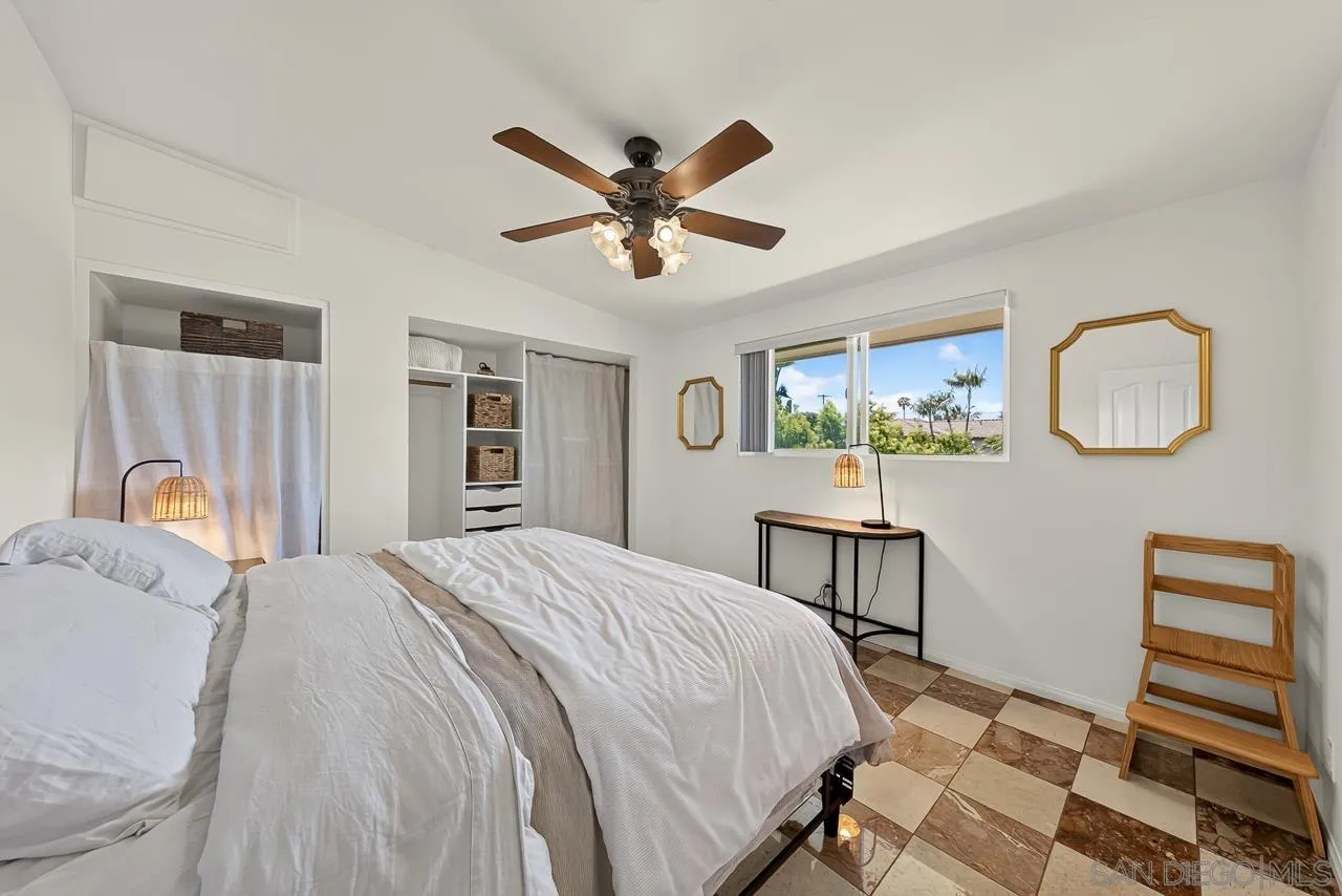 https://cdn.realtyfeed.com/cdn/127/260015909/c5f421484a61a1518fa053a6a7cf4f84.webp