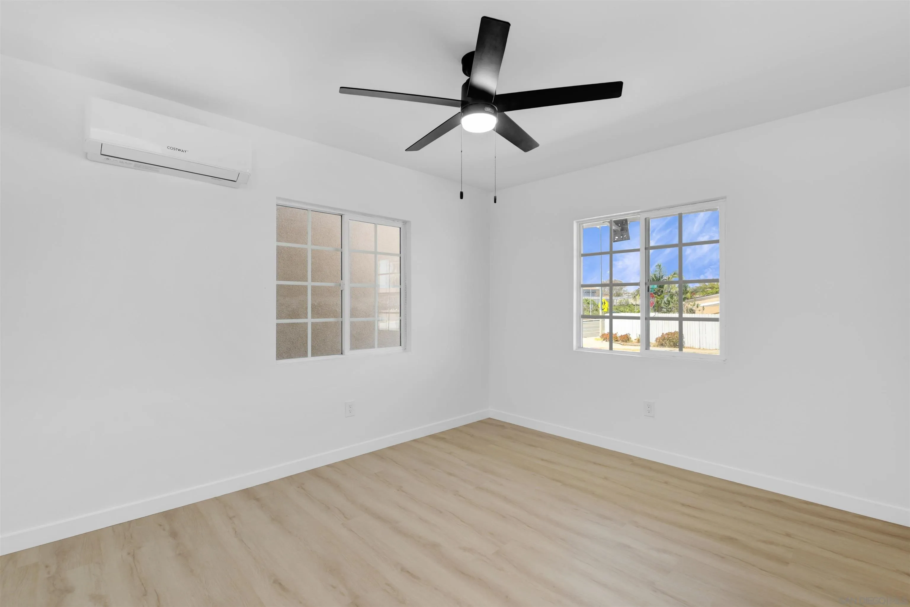 https://cdn.realtyfeed.com/cdn/127/260015911/66f8e0ef7b184d6ef5cbee5f80ceb570.webp
