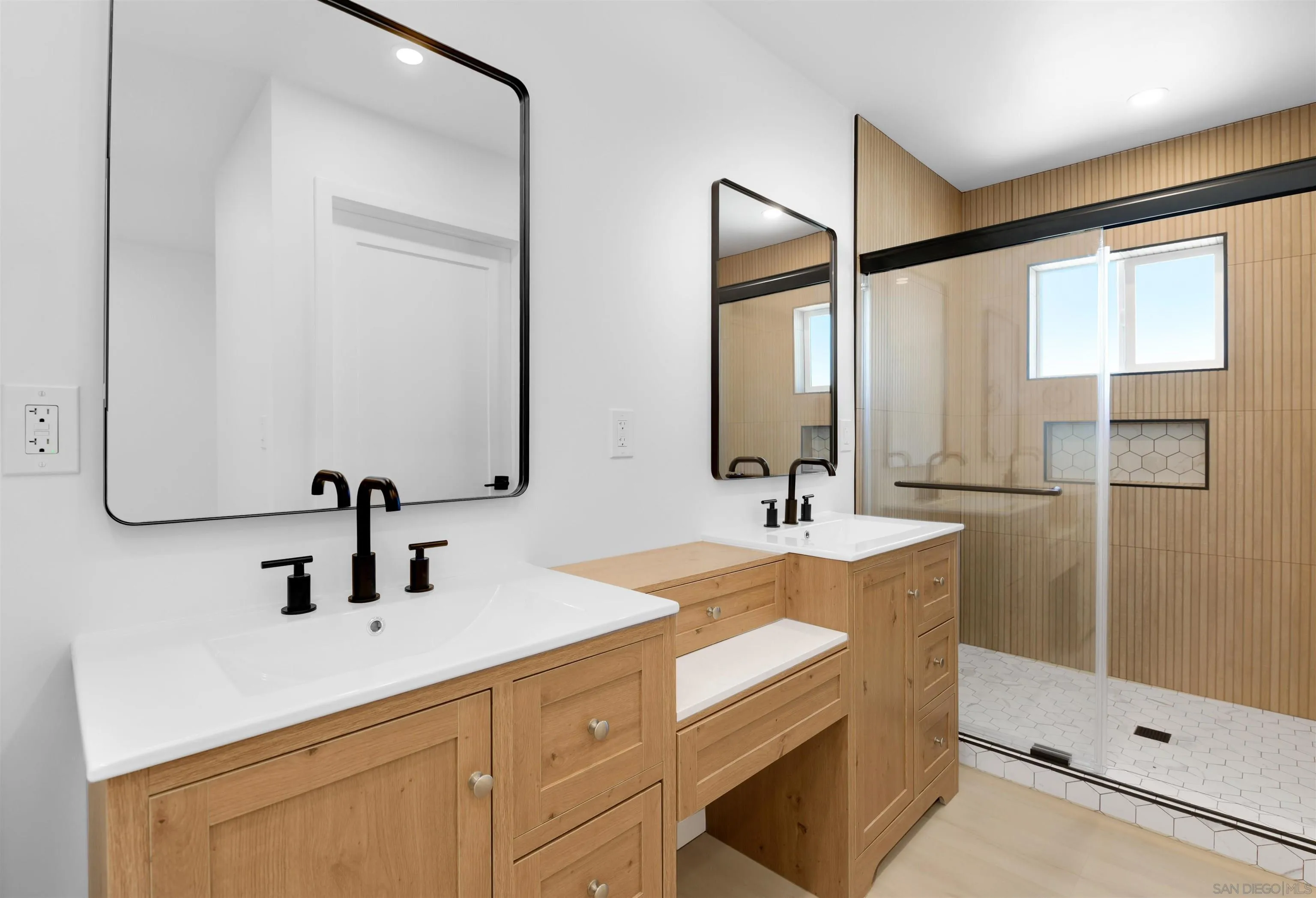 303 Sears Ave., San Diego, CA 92114 - Photo 5 of 35, San Diego, CA