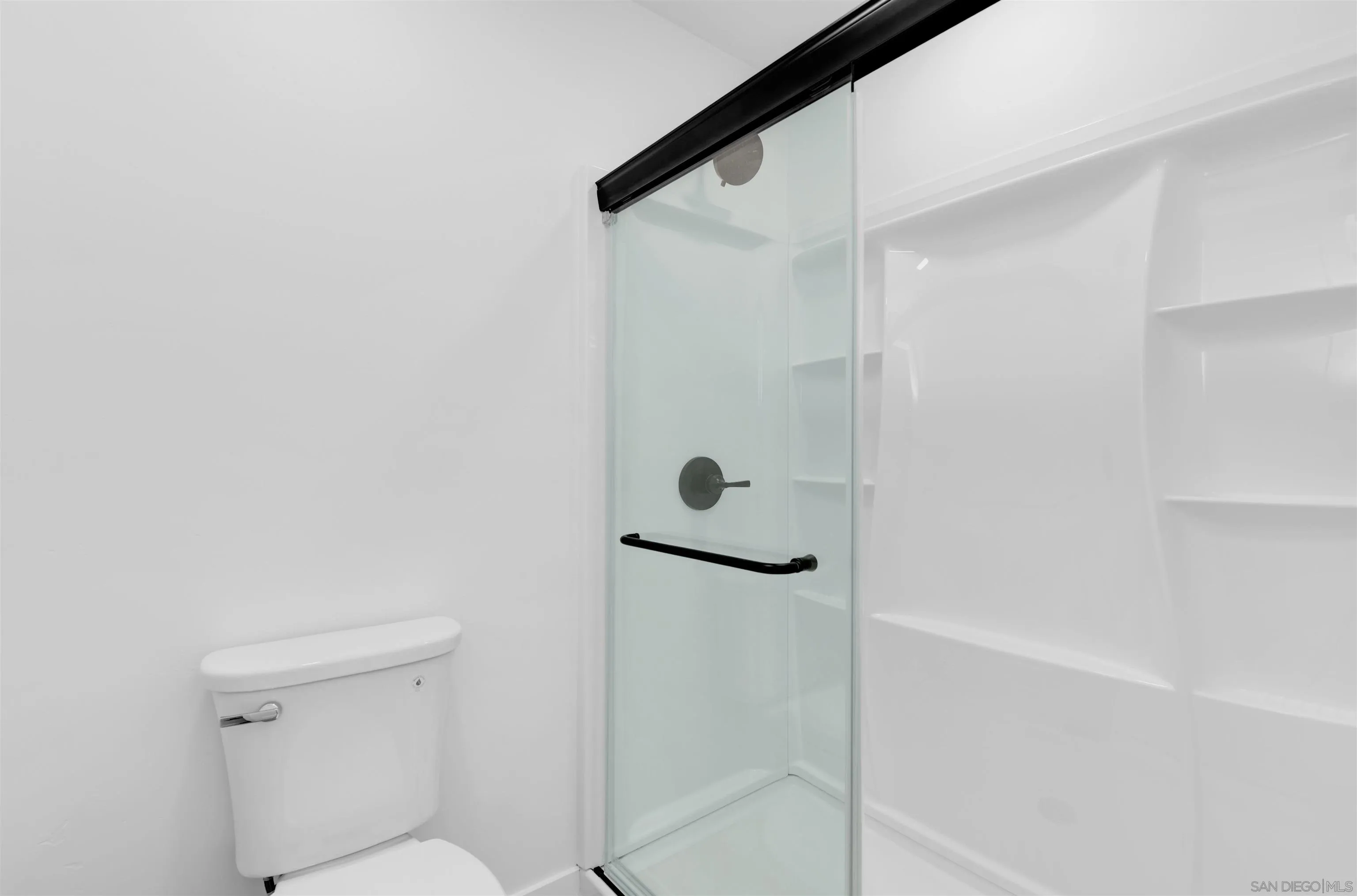 https://cdn.realtyfeed.com/cdn/127/260015911/a4ef9b67234ac0323e91500c149efe21.webp