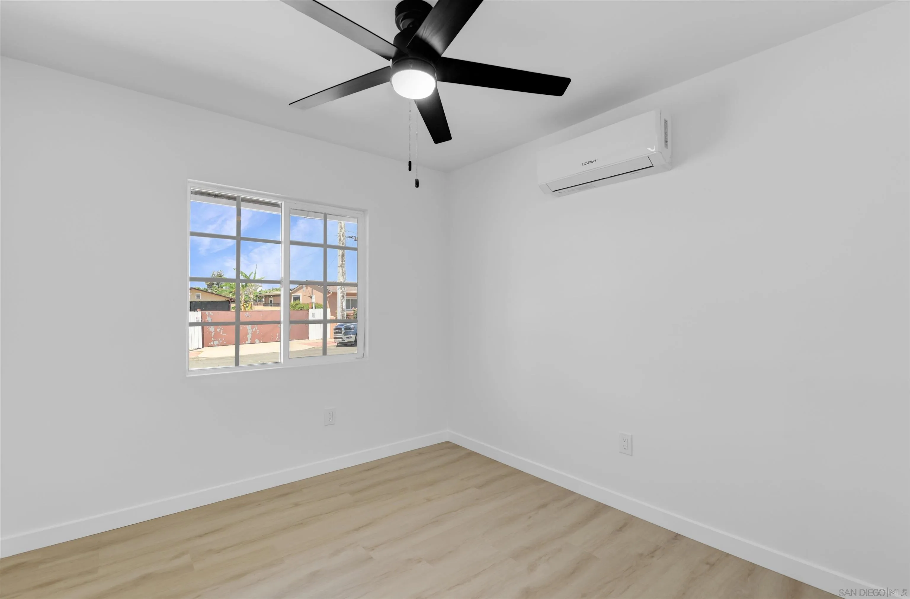 https://cdn.realtyfeed.com/cdn/127/260015911/f5b98dfe6d14746176ee7447199af4f2.webp