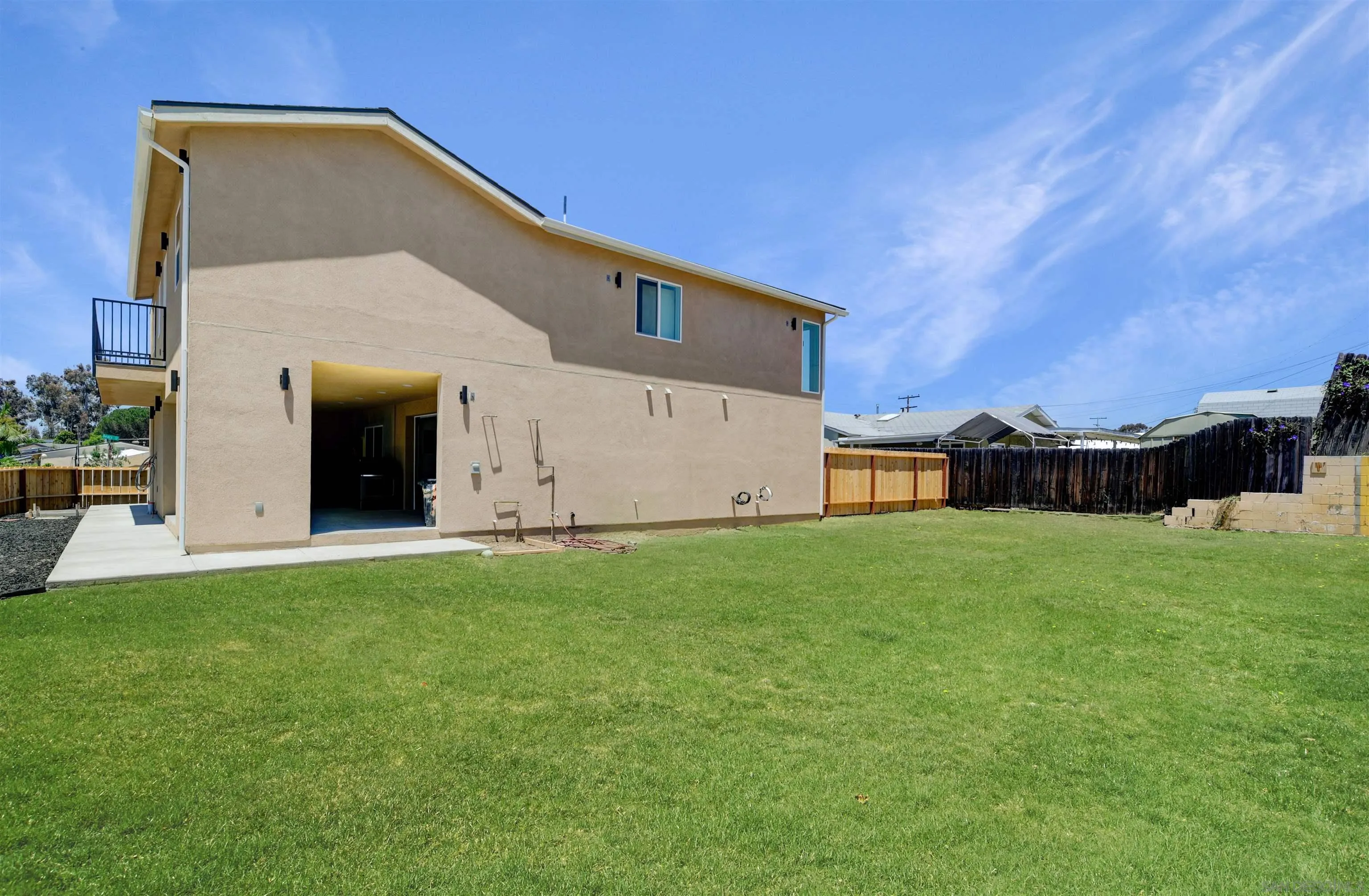 https://cdn.realtyfeed.com/cdn/127/260015911/fffa7a4f5a93b029f964ec8cfe4738b7.webp