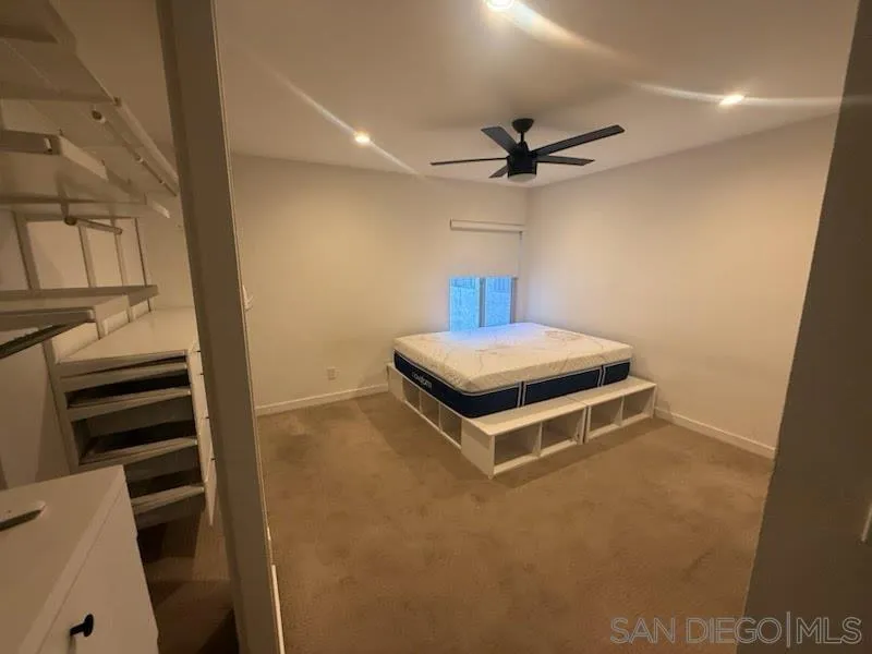 https://cdn.realtyfeed.com/cdn/127/260015913/90058bc047612d79f992040f2ac5a74e.webp