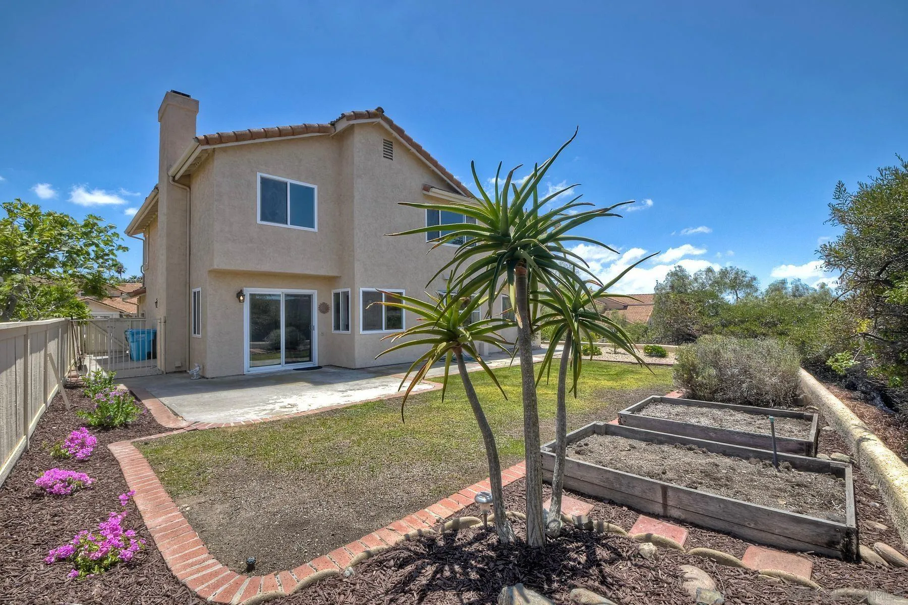 https://cdn.realtyfeed.com/cdn/127/260015922/ca9c3c7d580aad7231cf2c6d99088134.webp